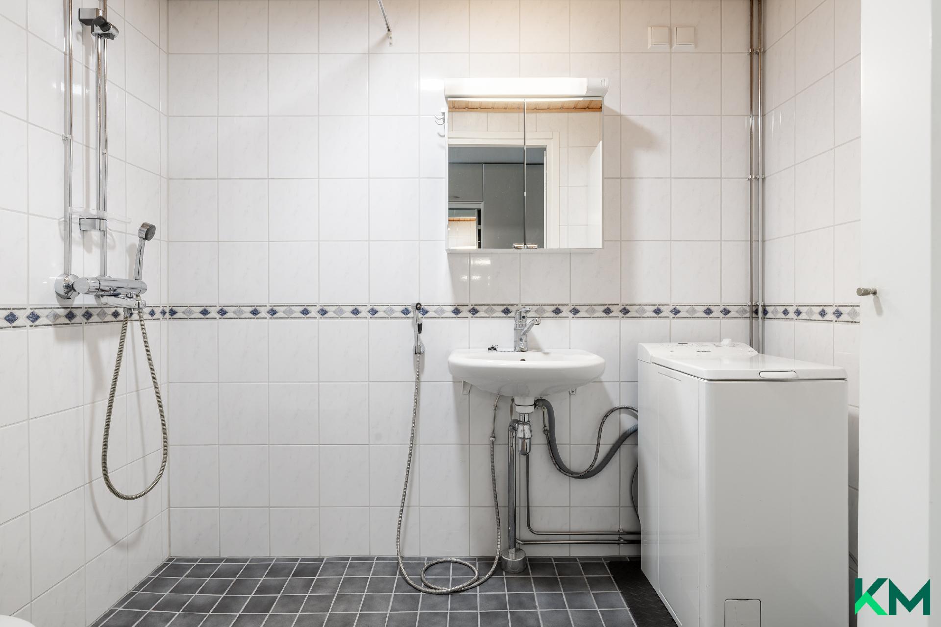 Leikosaarentie 19, Aurinkolahti, Helsinki