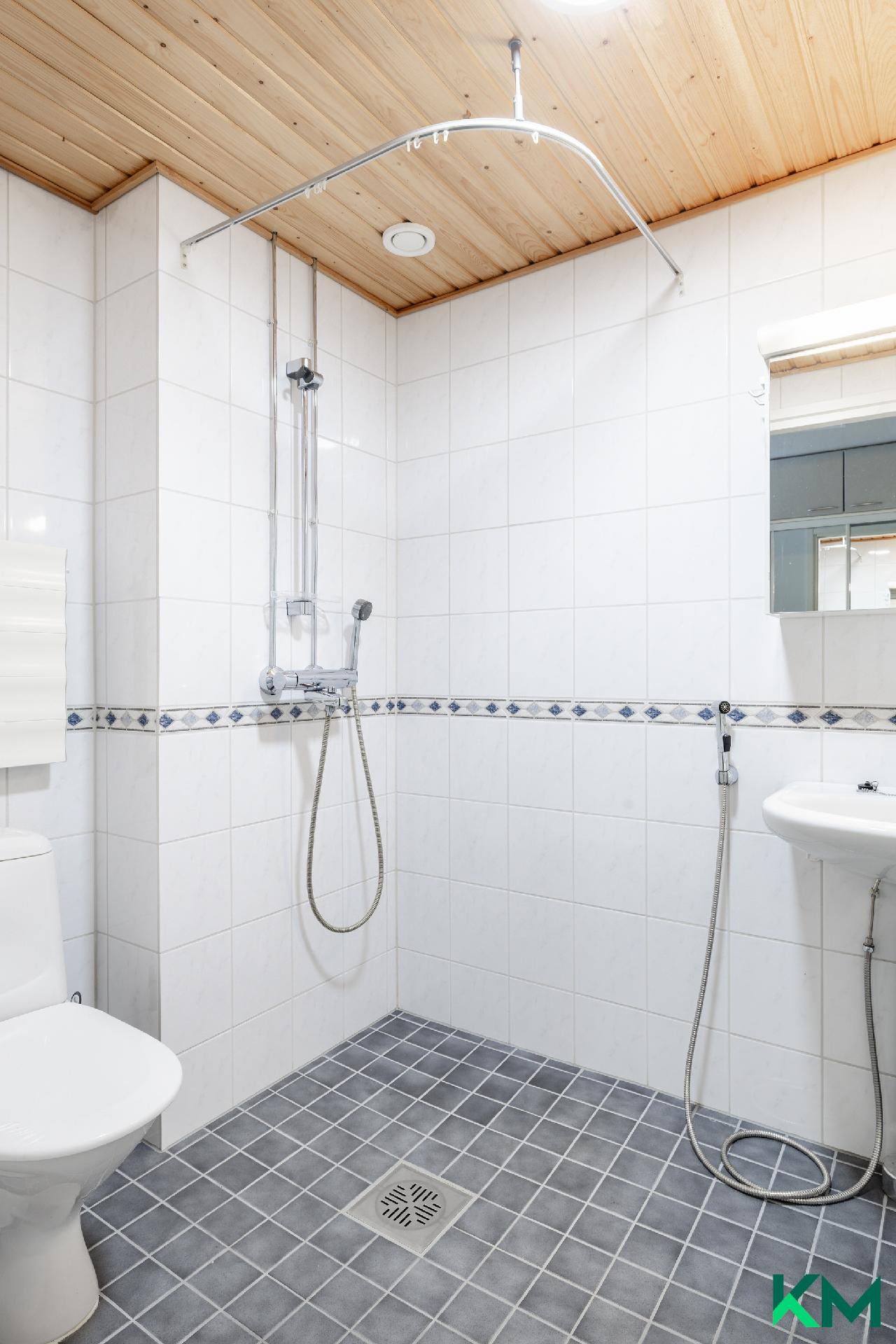 Leikosaarentie 19, Aurinkolahti, Helsinki