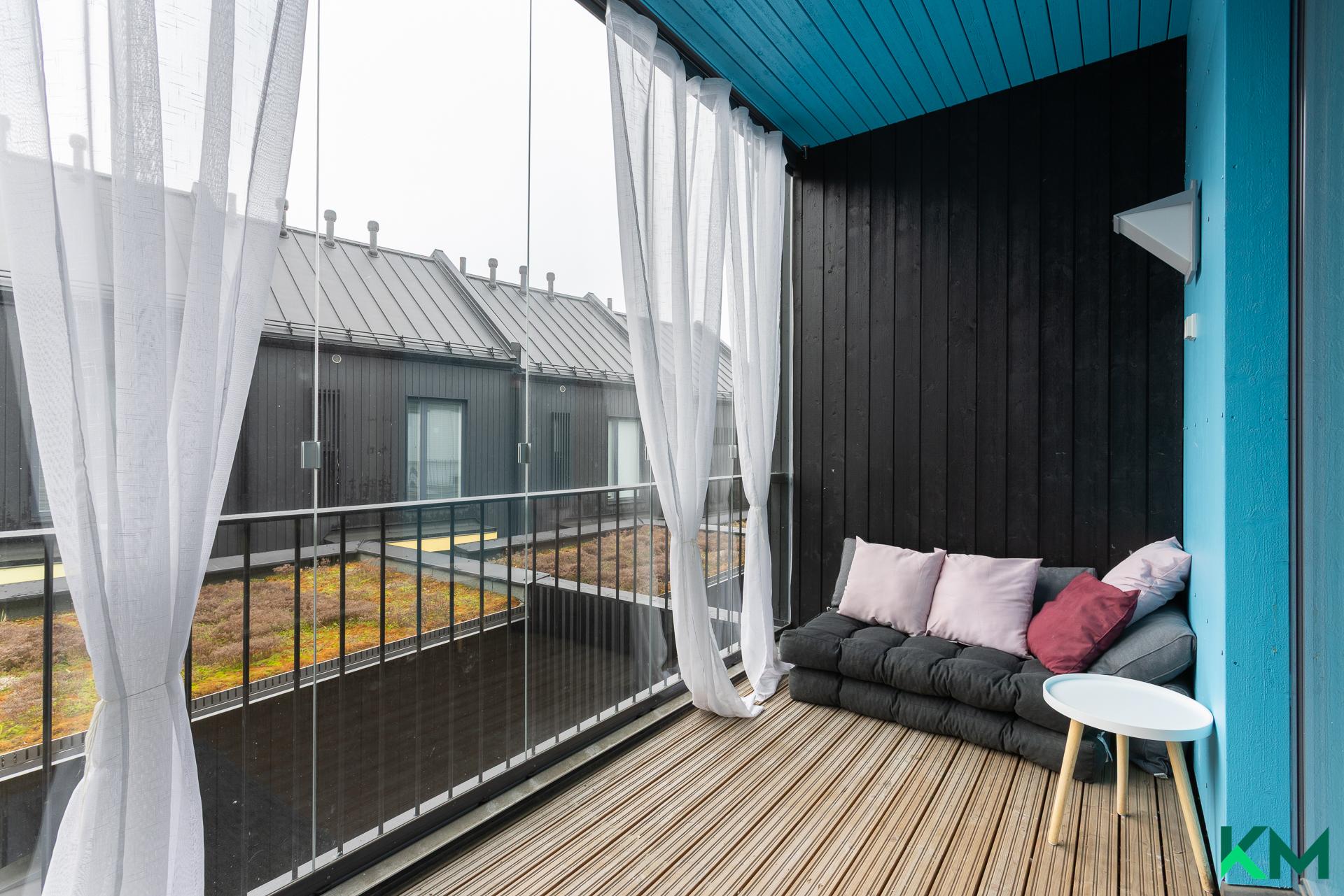 Iso lasitettu parveke