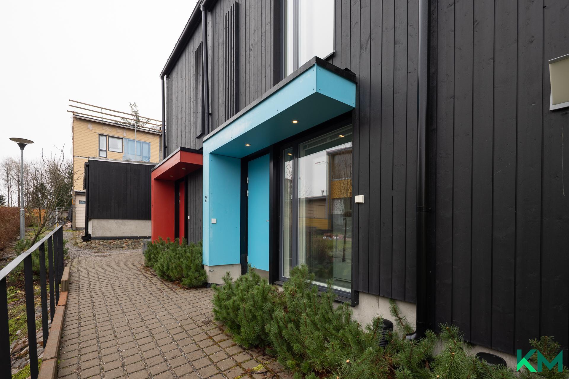 Neitoperhosentie 3, Honkasuo, Helsinki