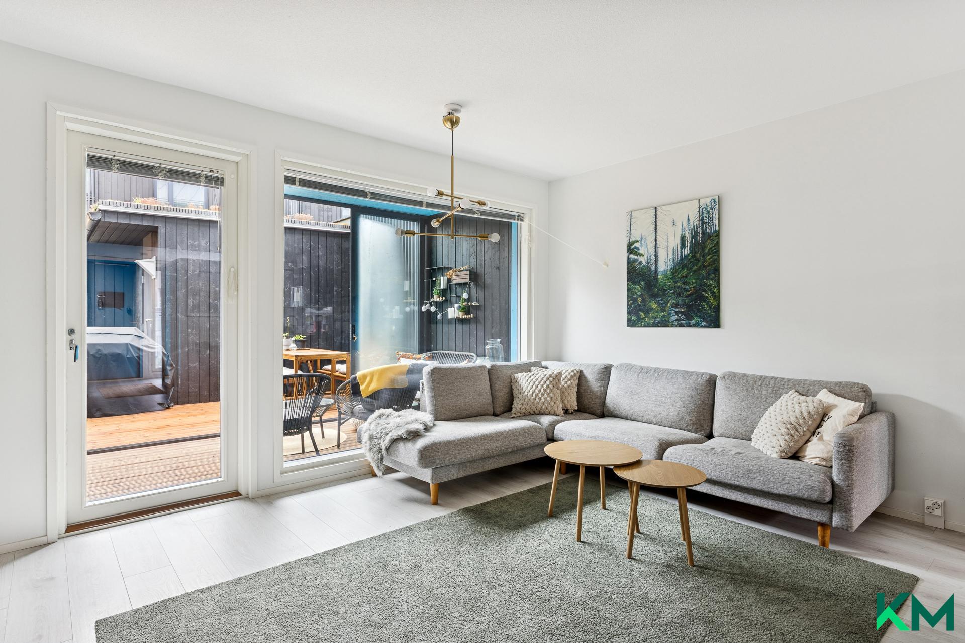 Neitoperhosentie 3, Honkasuo, Helsinki