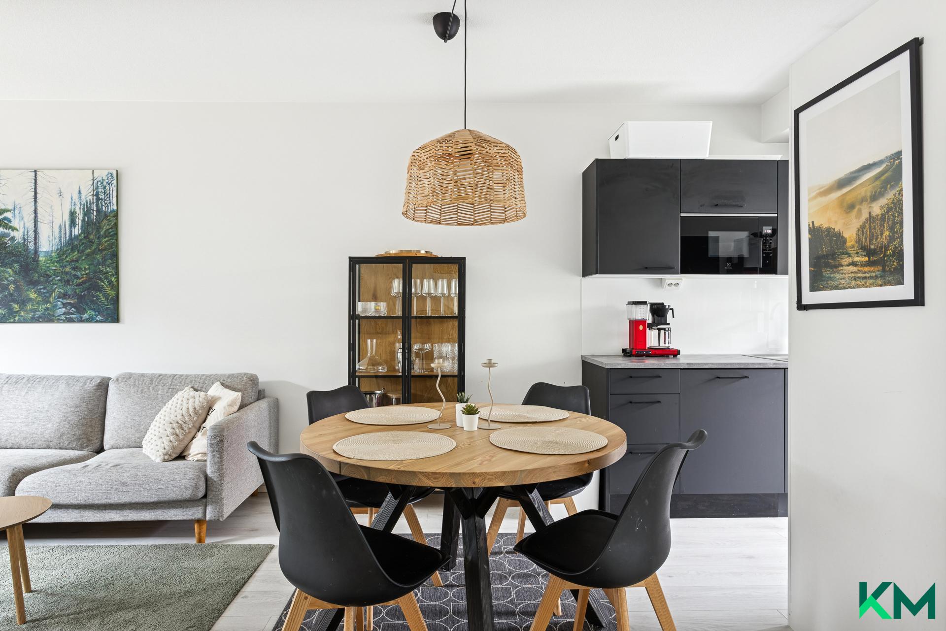 Neitoperhosentie 3, Honkasuo, Helsinki