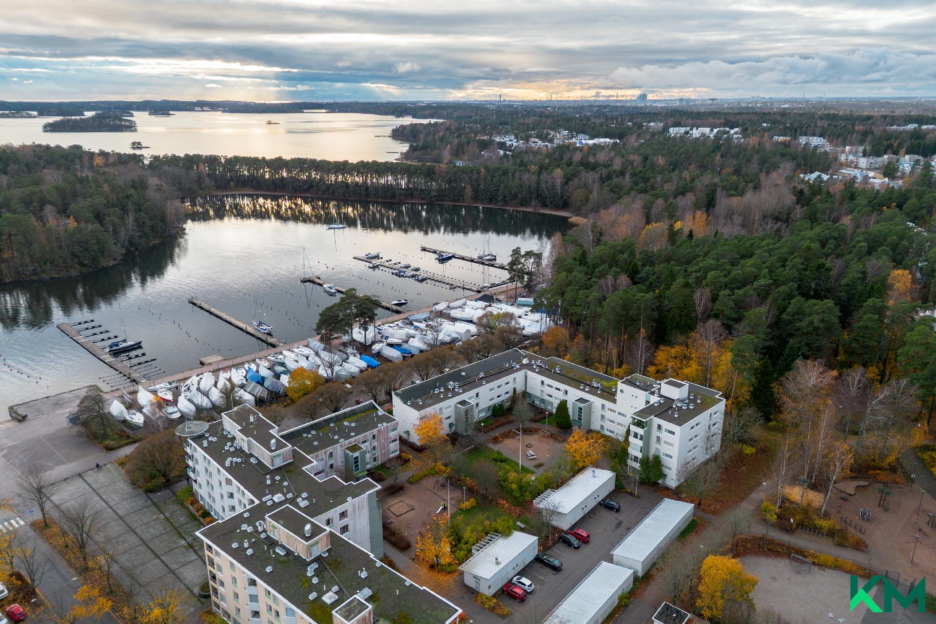 Hiekkalaiturinraitti 12, Vuosaari, Helsinki