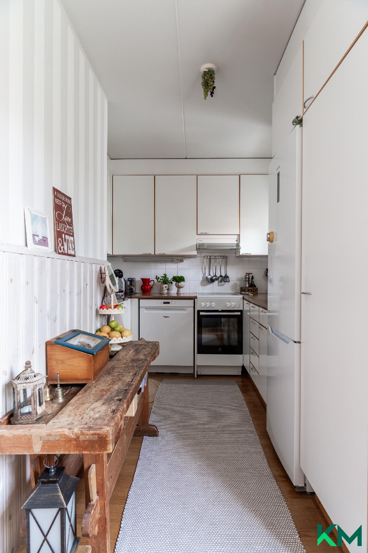 Hiekkalaiturinraitti 12, Vuosaari, Helsinki