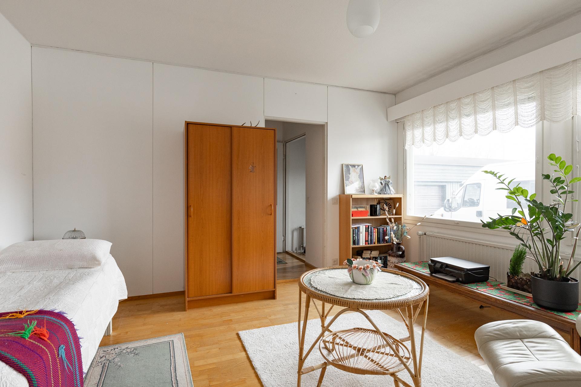 Korkeakoskentie 16, Keljo, Jyväskylä