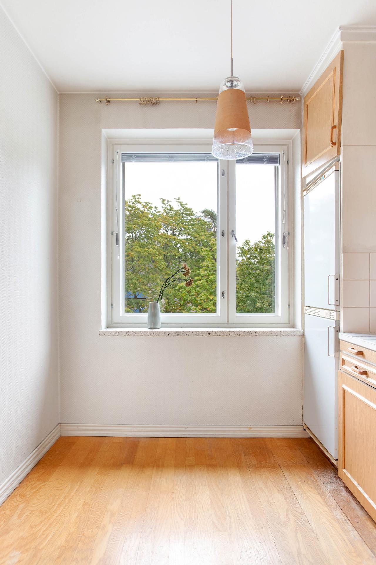 Näyttelijäntie 18, Pohjois-Haaga, Helsinki