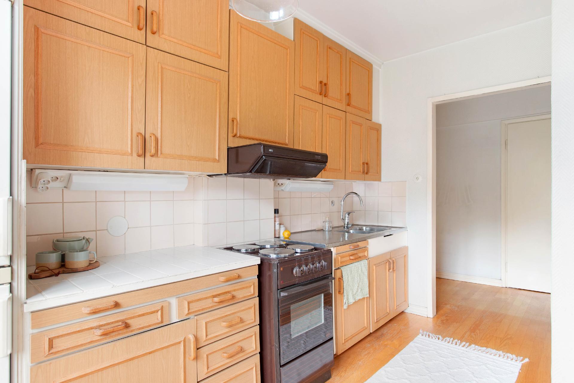 Näyttelijäntie 18, Pohjois-Haaga, Helsinki