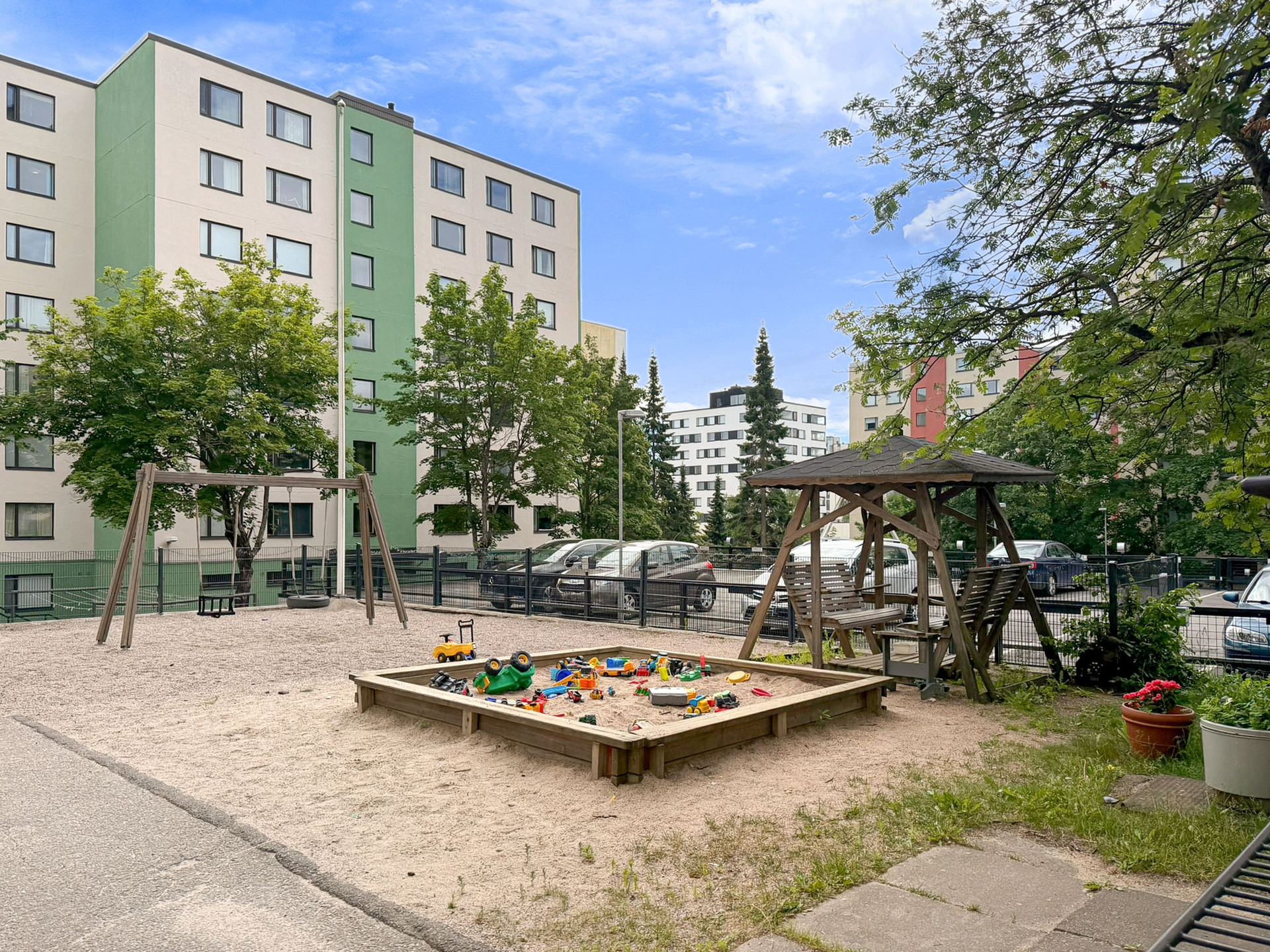 Tiirismaantie 6, Pihlajisto, Helsinki