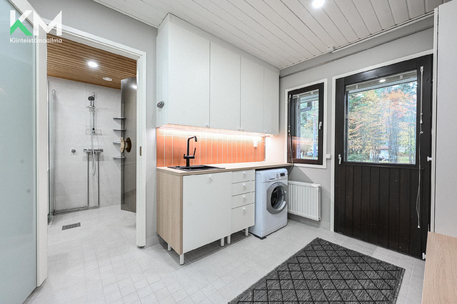 Kärppätie 2, Autio, Kurikka