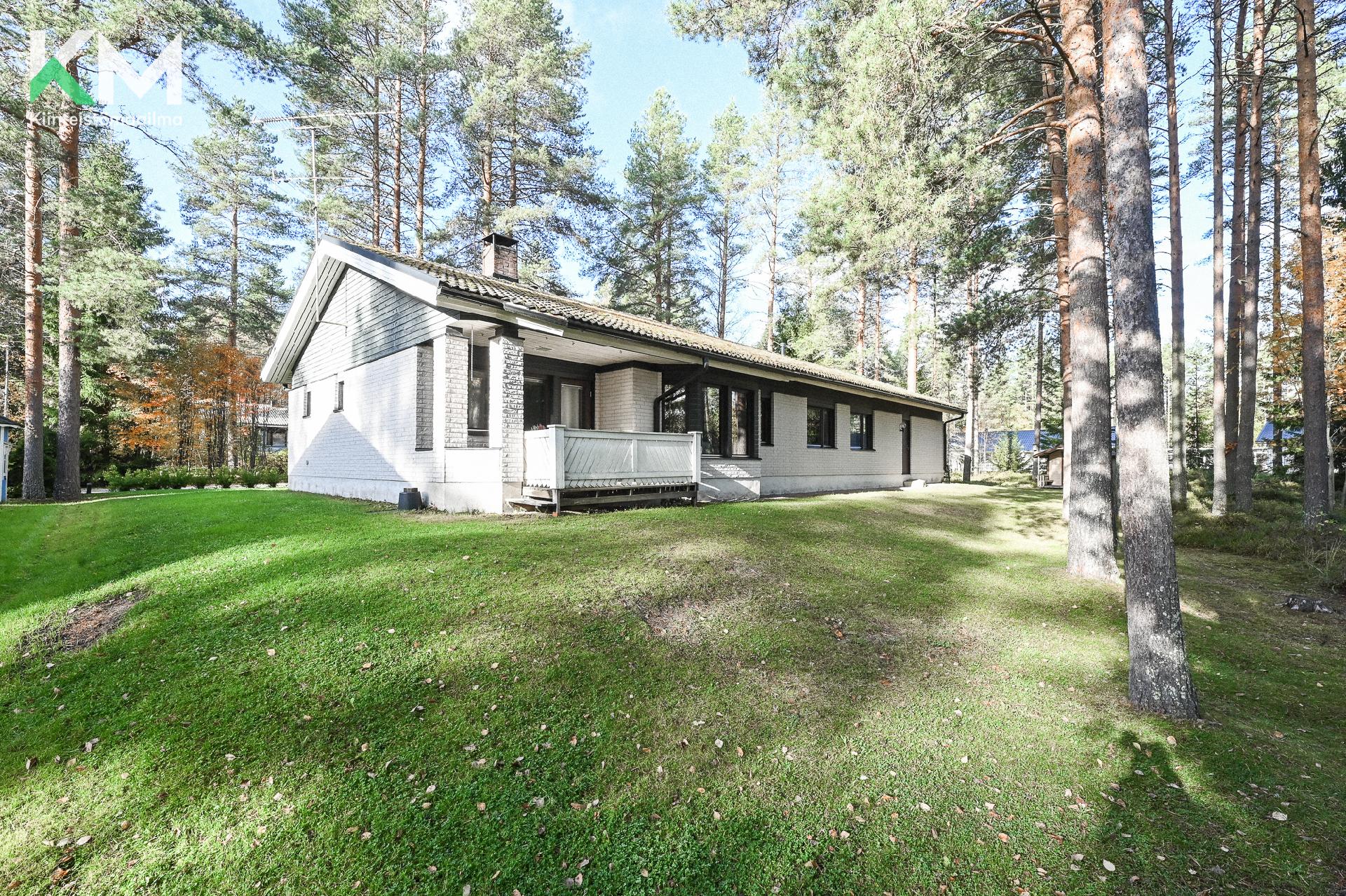 Kärppätie 2, Autio, Kurikka