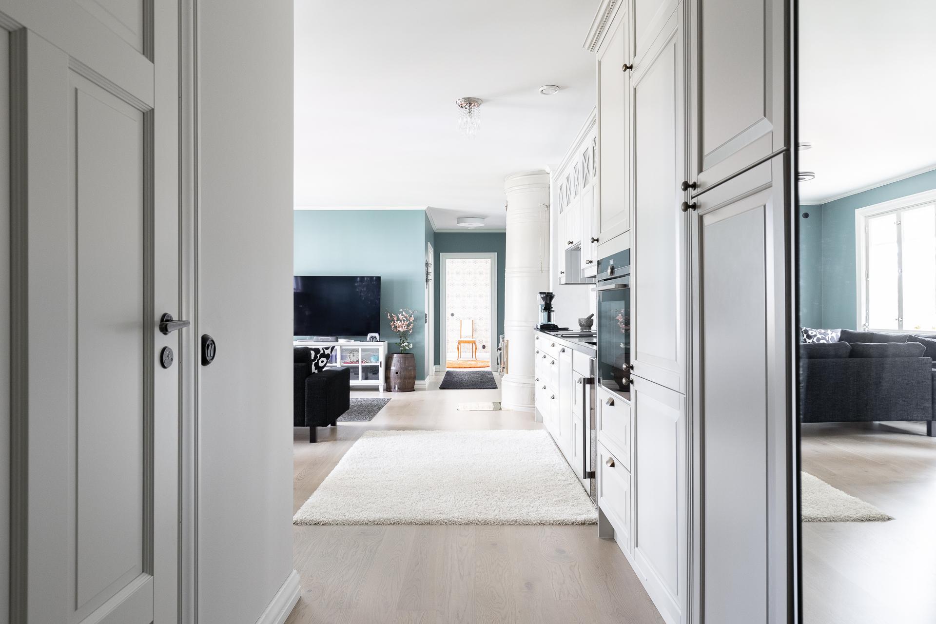 näkymä eteisestä kotiin