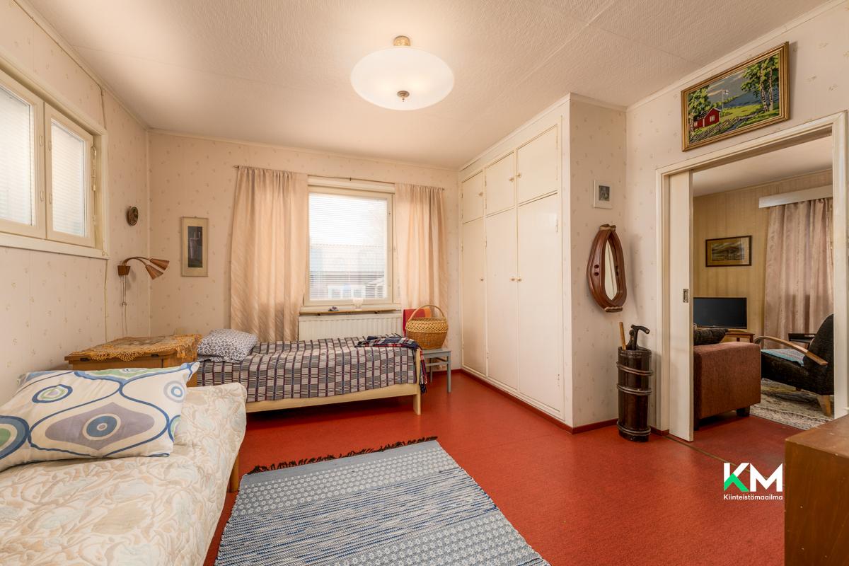 Lemminkäisenkatu 35, Ykspihlaja, Kokkola