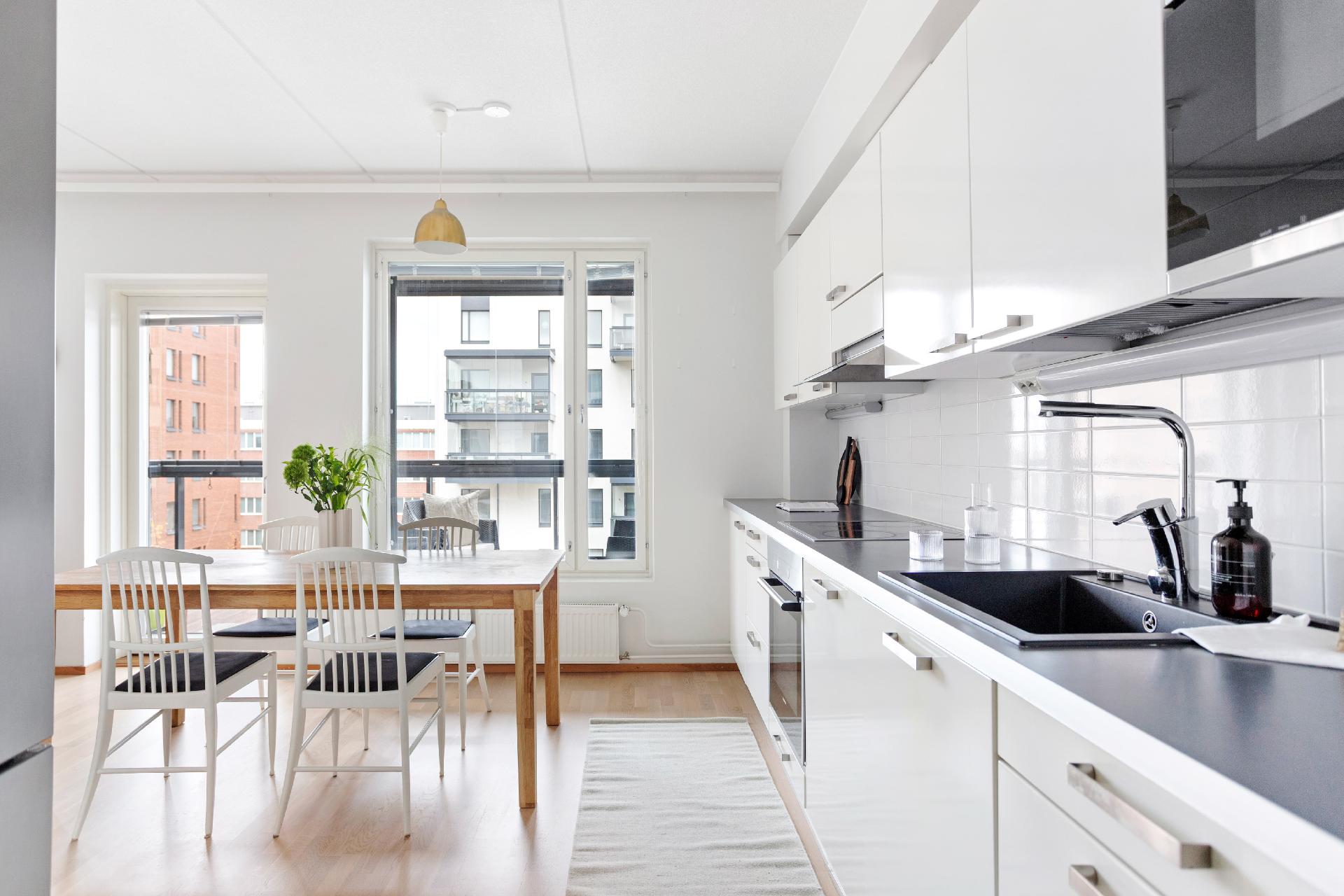 Melkonkatu 15, Lauttasaari, Helsinki