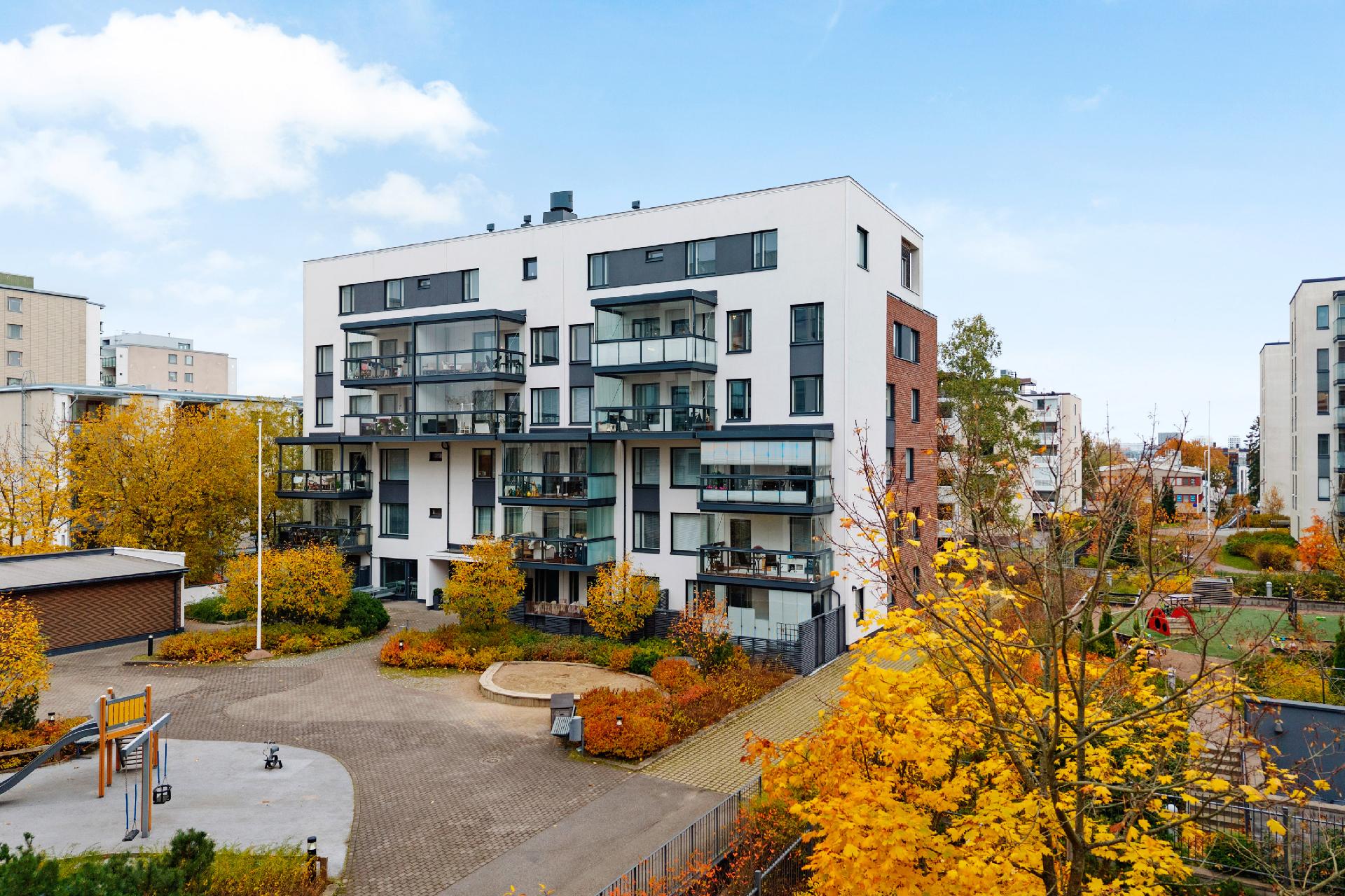 Melkonkatu 15, Lauttasaari, Helsinki