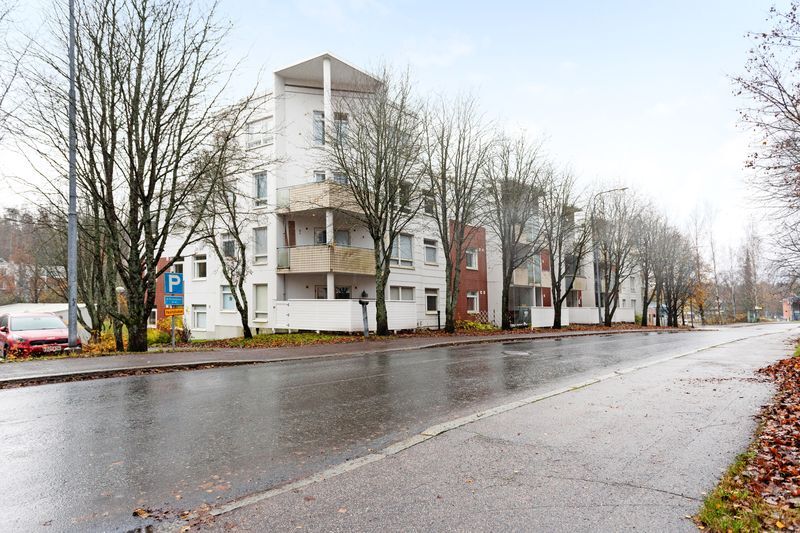 Kaarnatie 7, Malminkartano, Helsinki