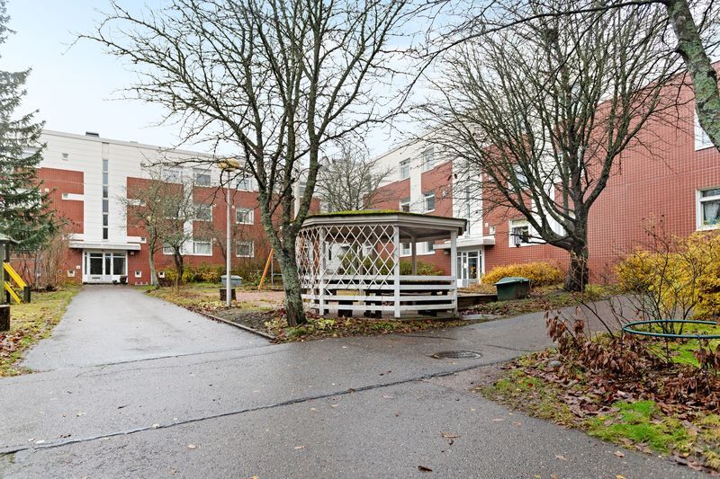 Kaarnatie 7, Malminkartano, Helsinki