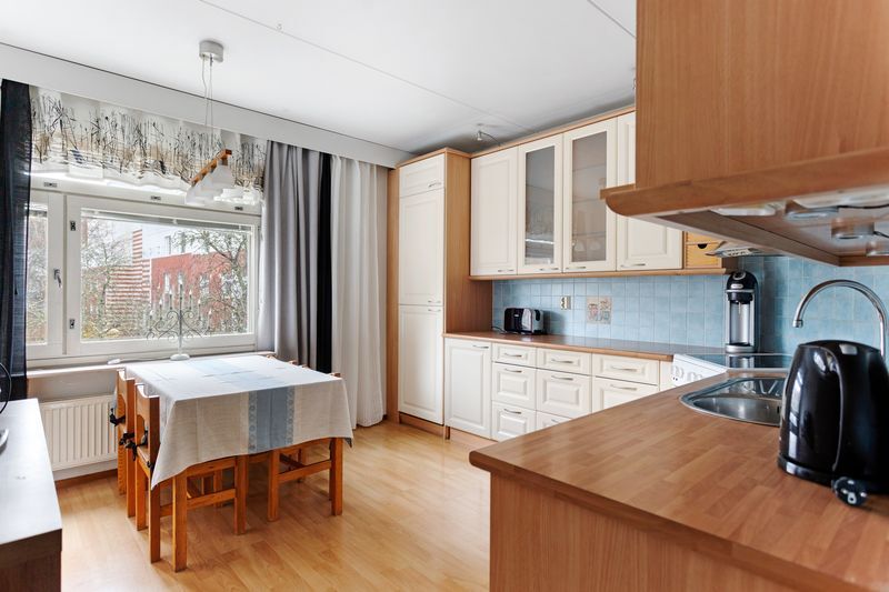 Kaarnatie 7, Malminkartano, Helsinki