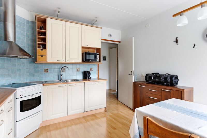 Kaarnatie 7, Malminkartano, Helsinki