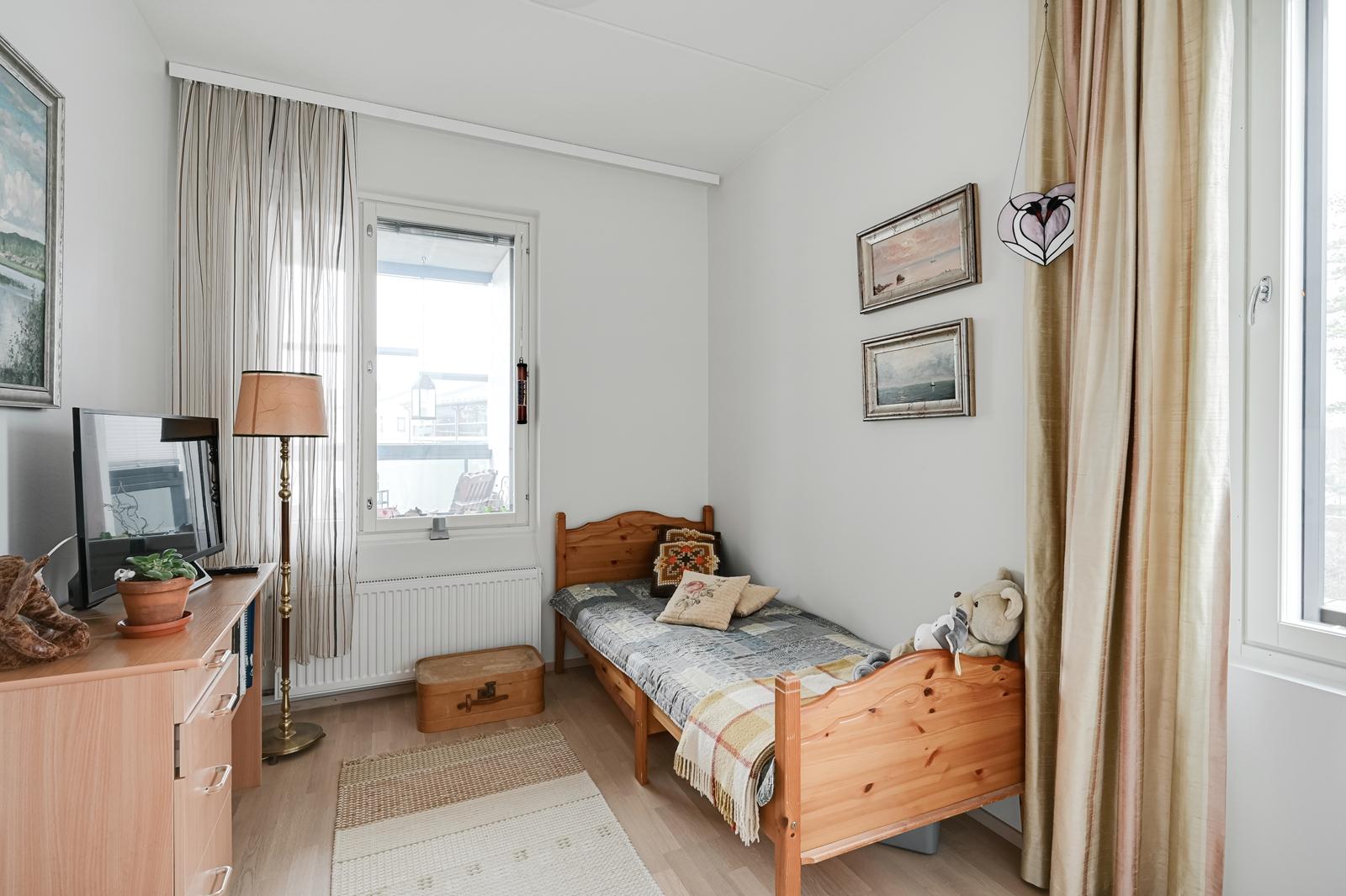 Sompakuja 6, Rajakylä, Vantaa