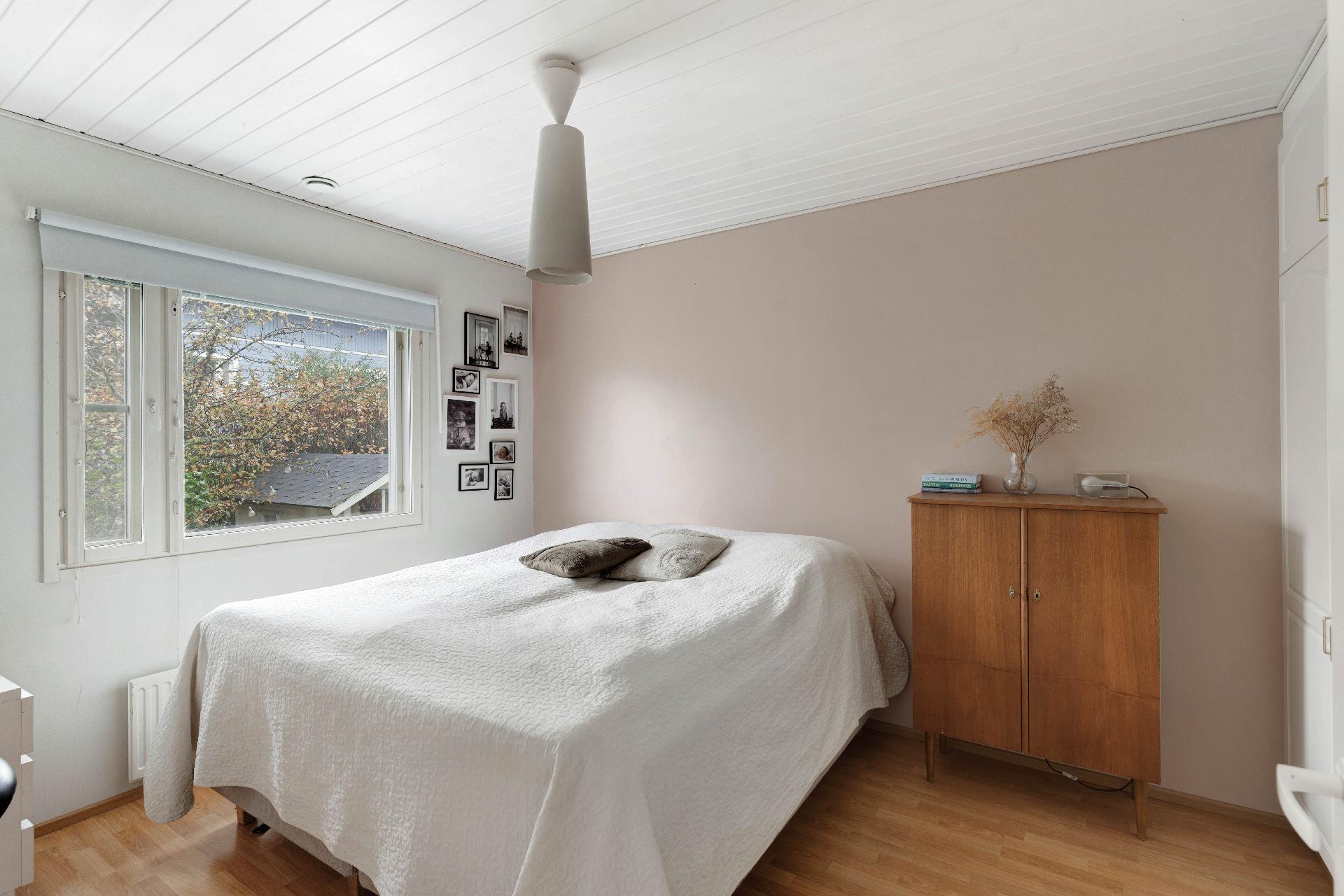 Juuritie 26, Kivistö, Vantaa