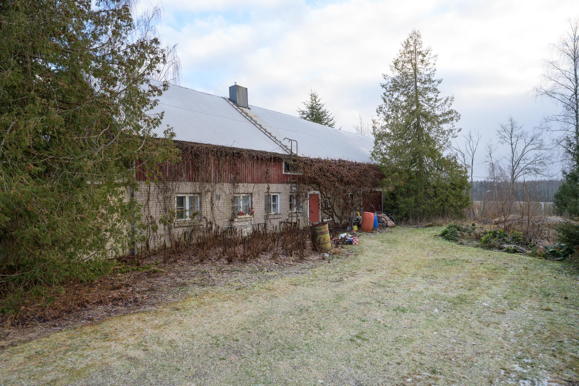 Vanha navettarakennus