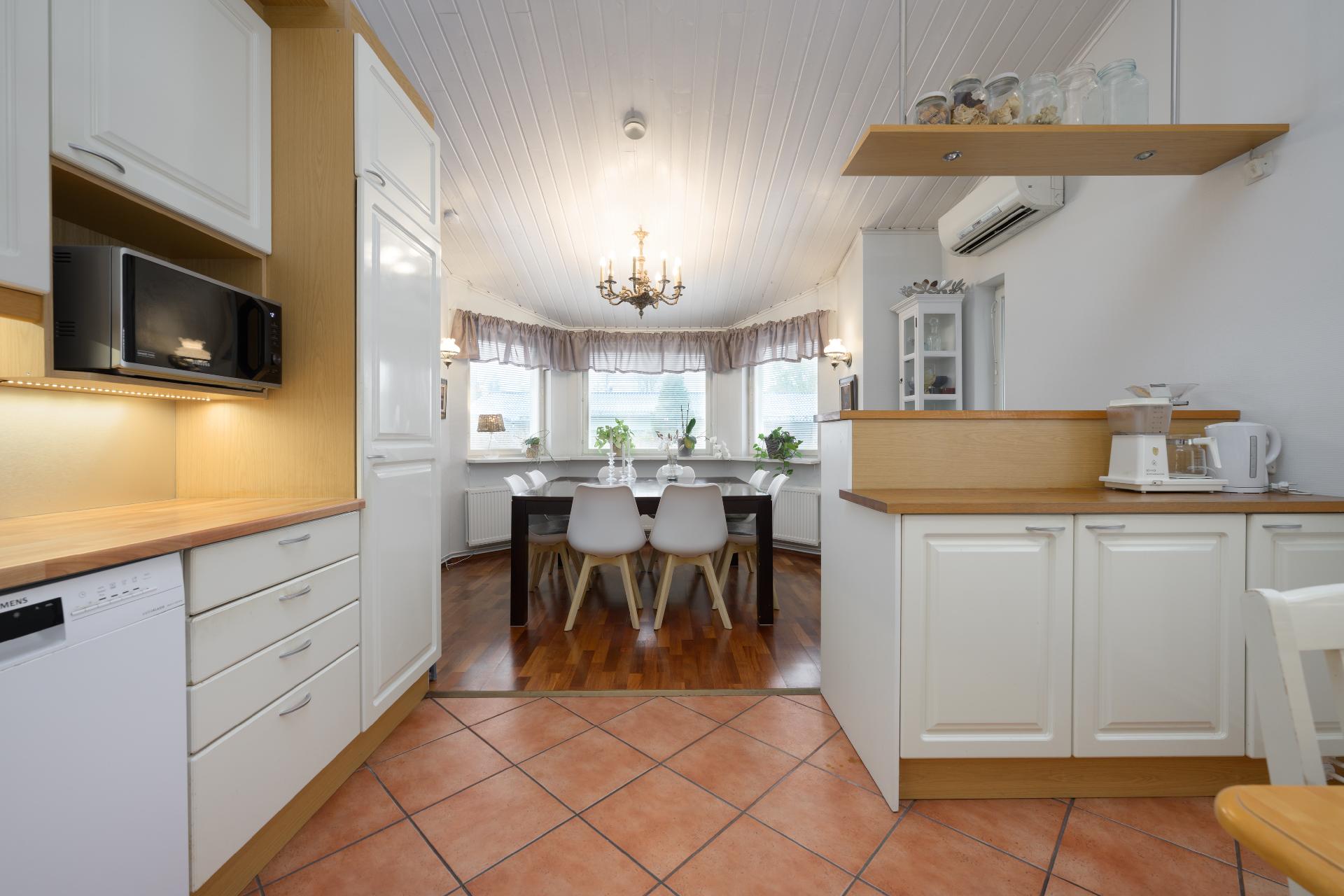 Taavanpolku 4, Kirkonkylä, Nurmijärvi