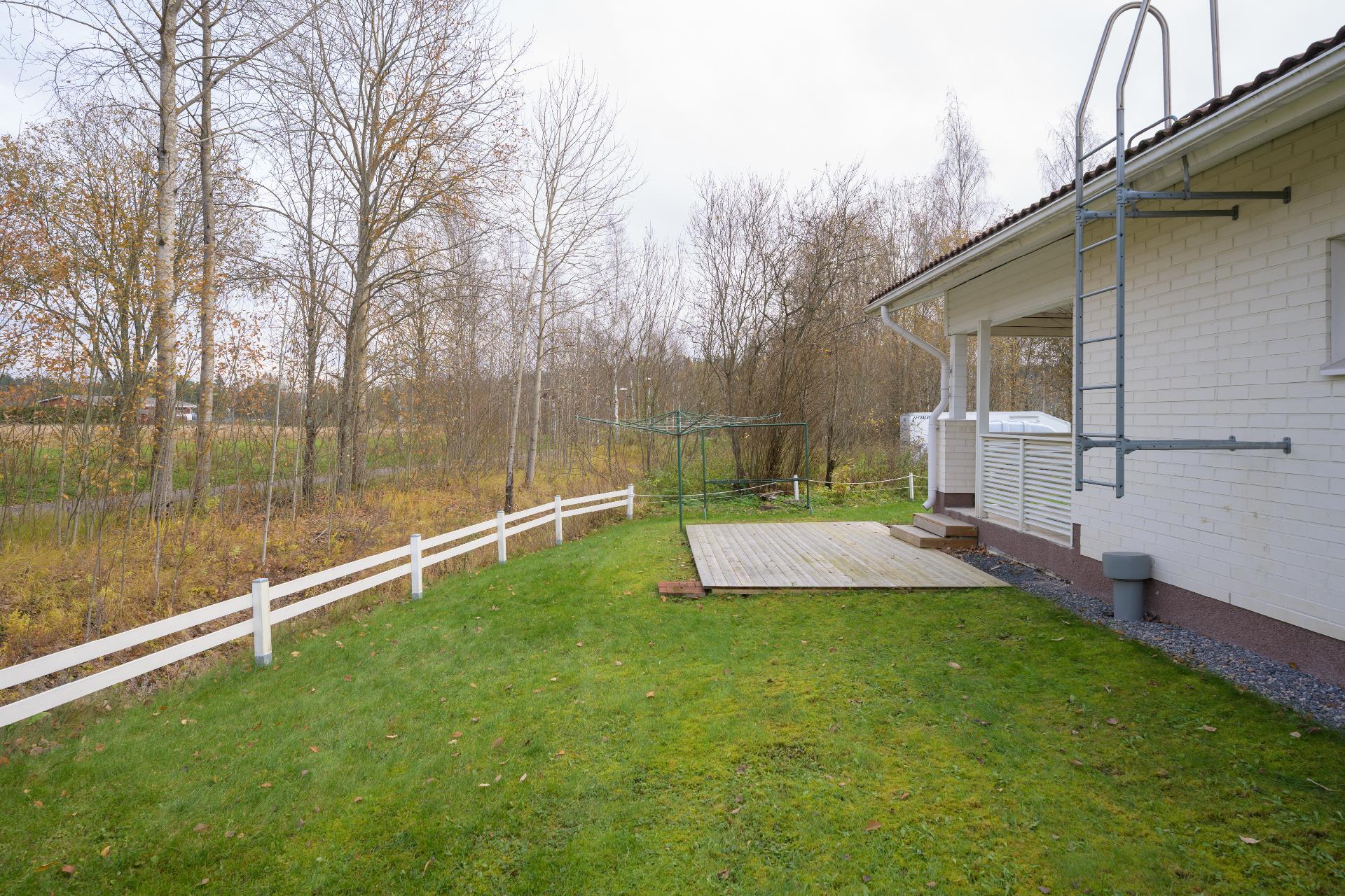 Taavanpolku 4, Kirkonkylä, Nurmijärvi