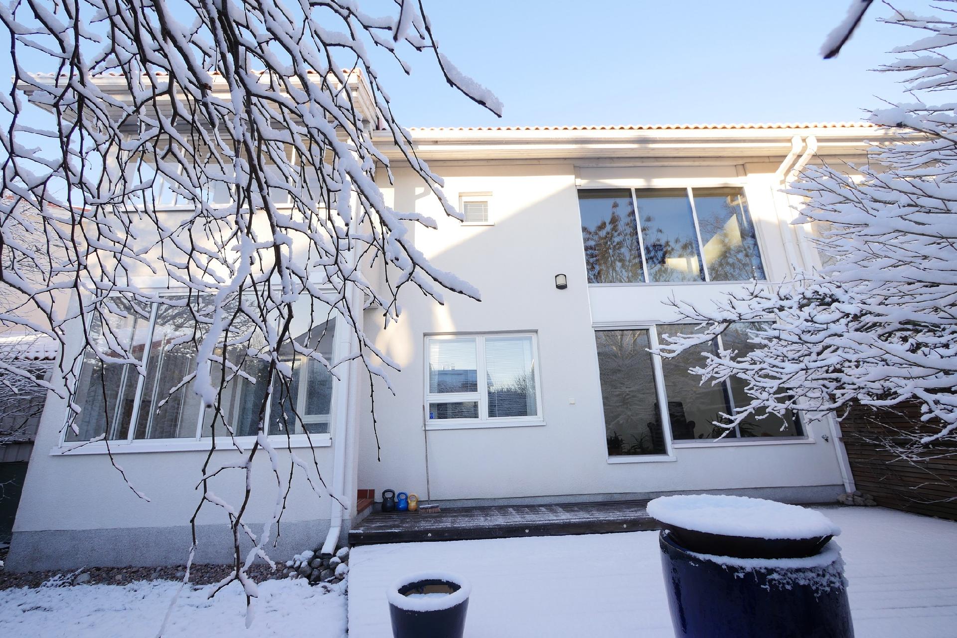 Ollilantie 18, Tapaninvainio, Helsinki