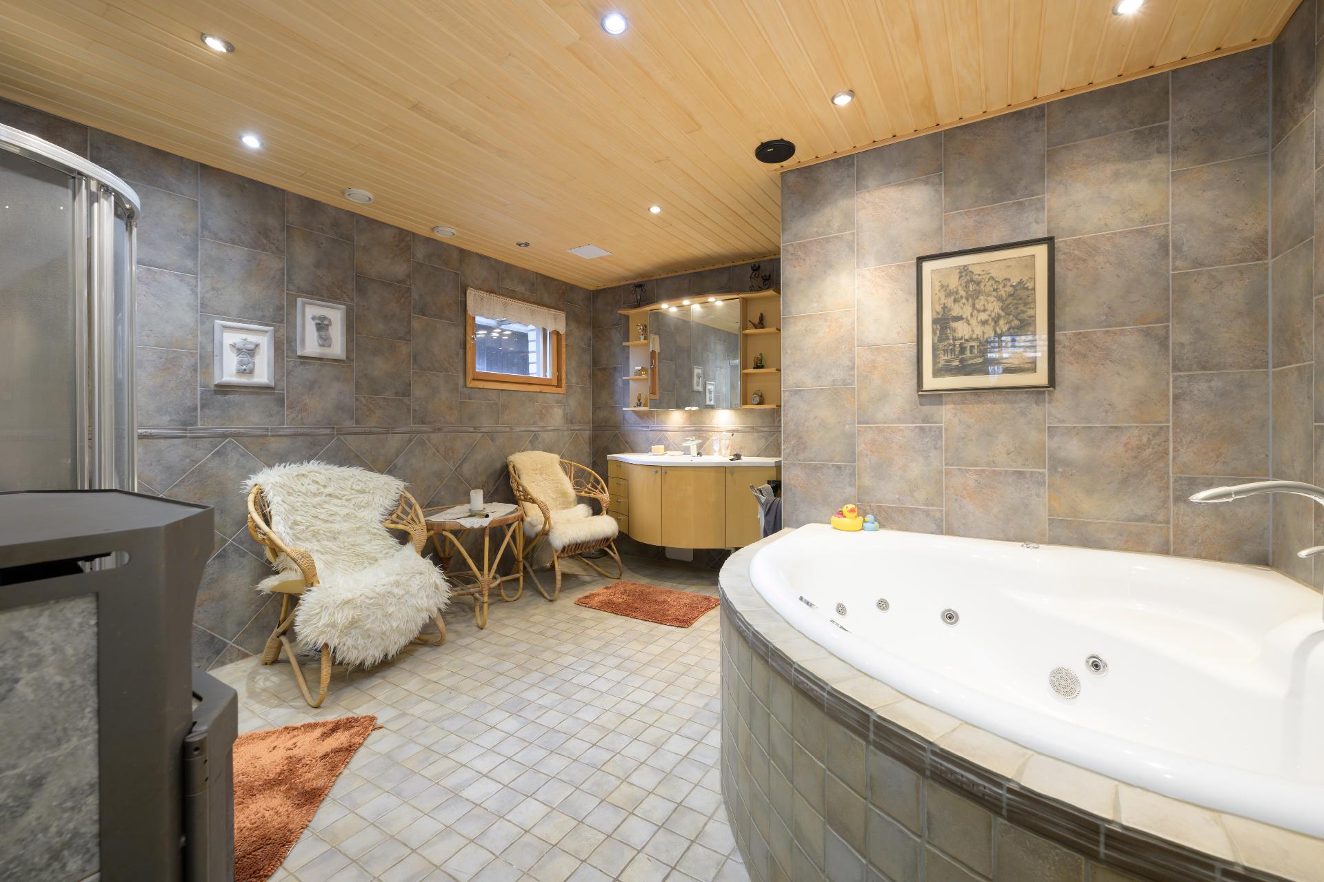 Orikiventie 50, Kirkonkylä, Nurmijärvi