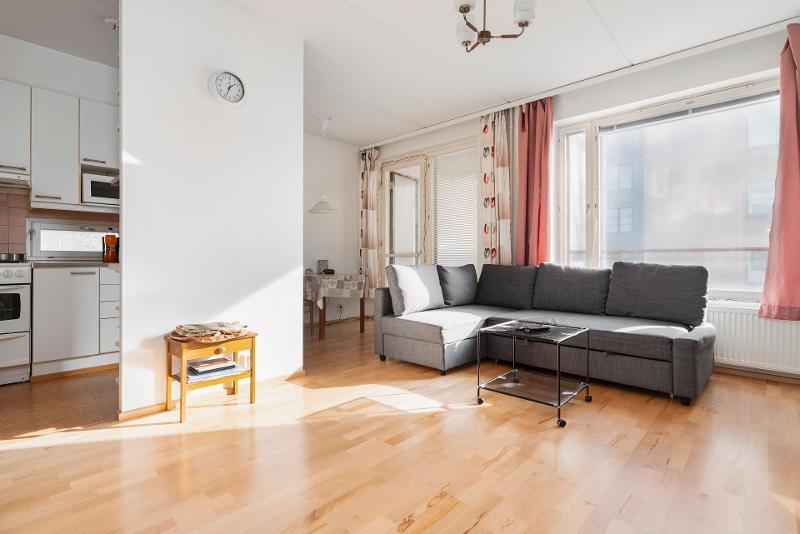 Mustankivenaukio 5, Vuosaari, Helsinki