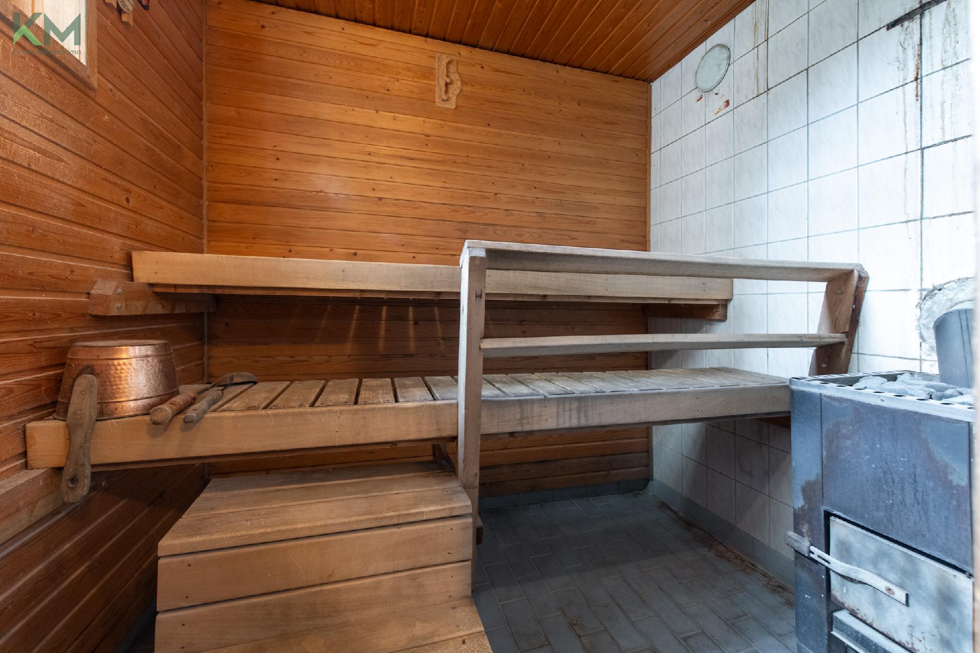 Hautatorpantie 91, Mieto, Kurikka