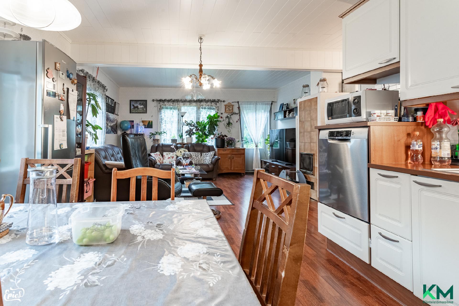 Lorellinpolku 4, Hämeenkyrö