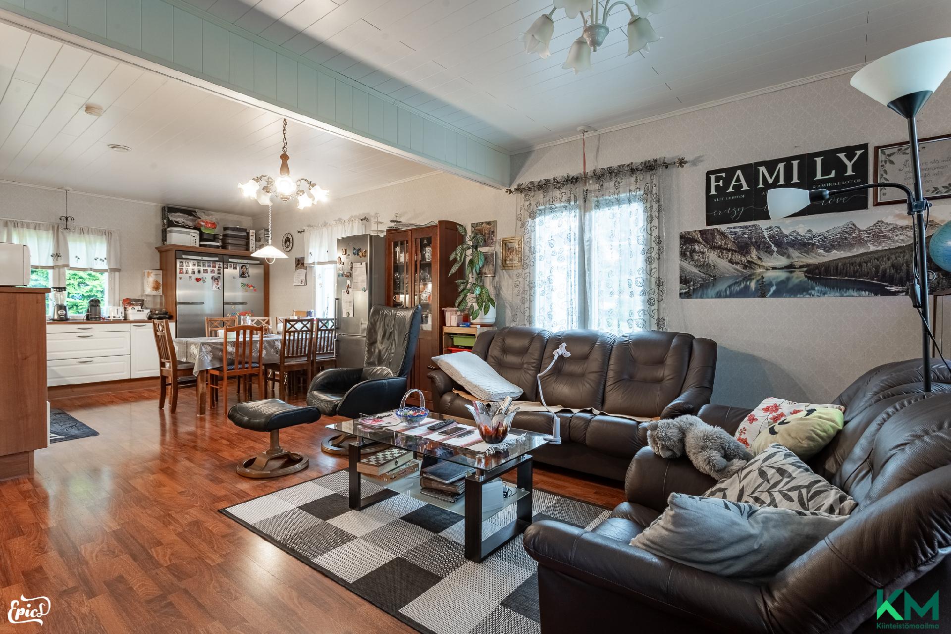 Lorellinpolku 4, Hämeenkyrö