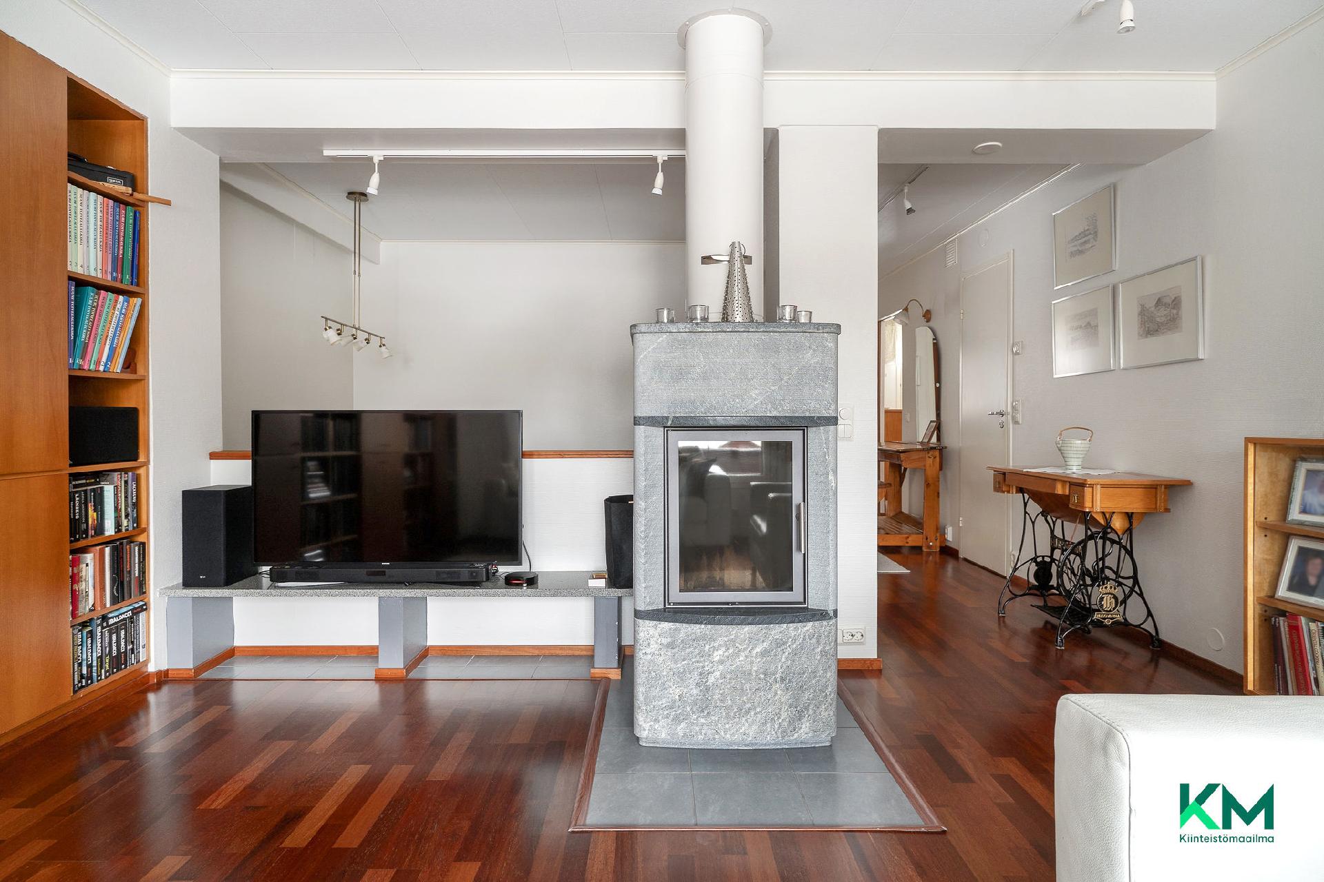 Parsikontie 1, Pikonkangas, Kangasala