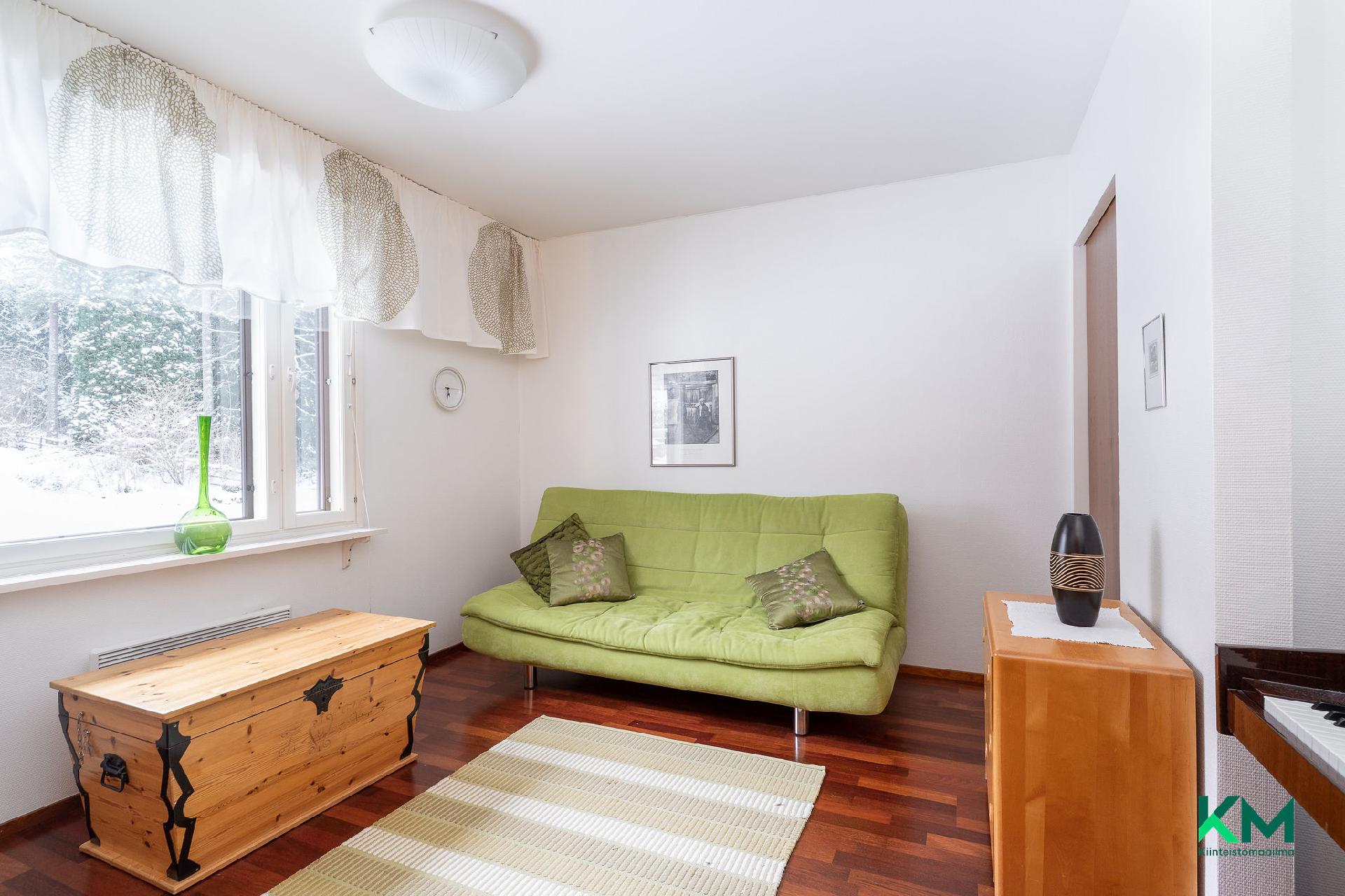 Parsikontie 1, Pikonkangas, Kangasala