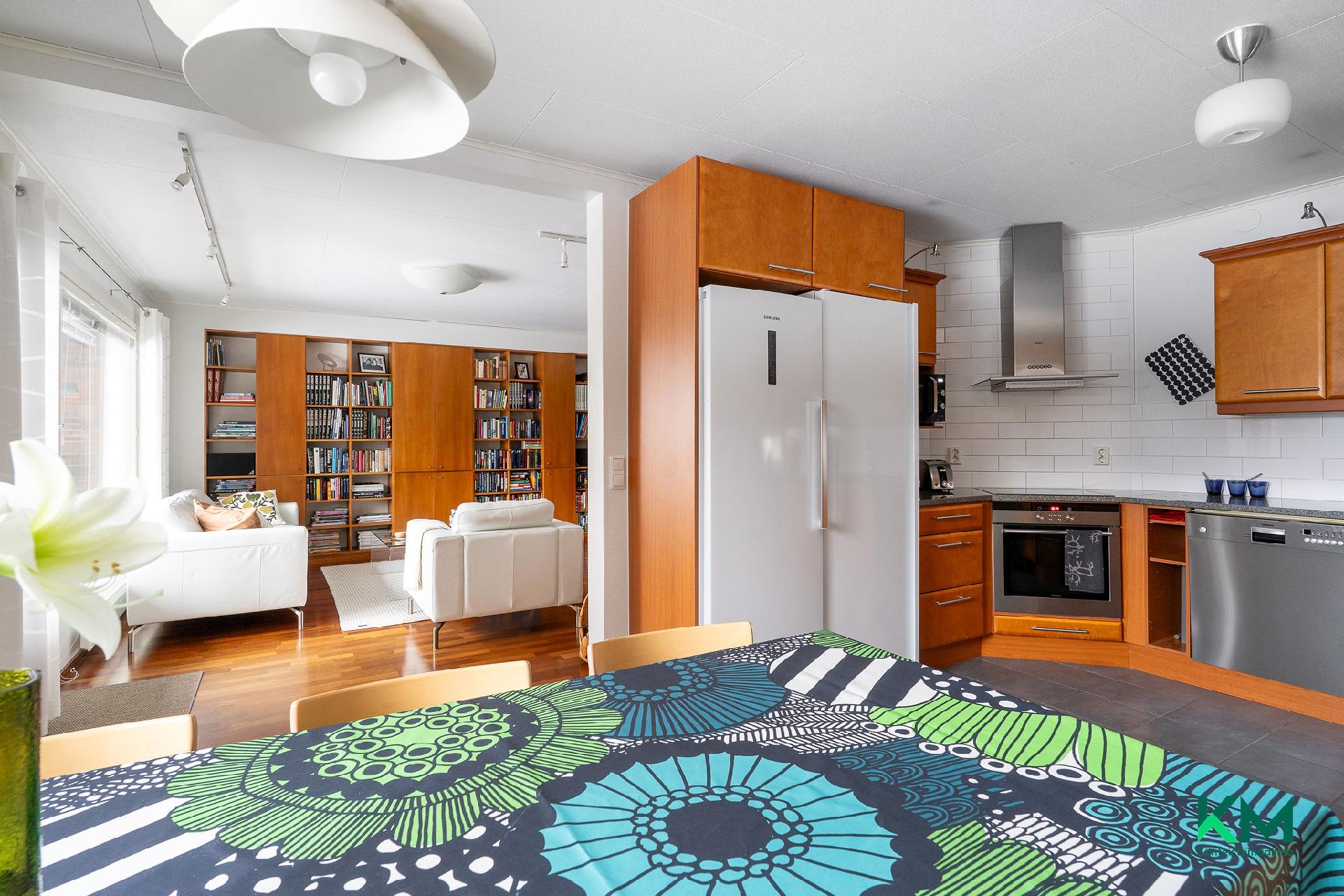 Parsikontie 1, Pikonkangas, Kangasala