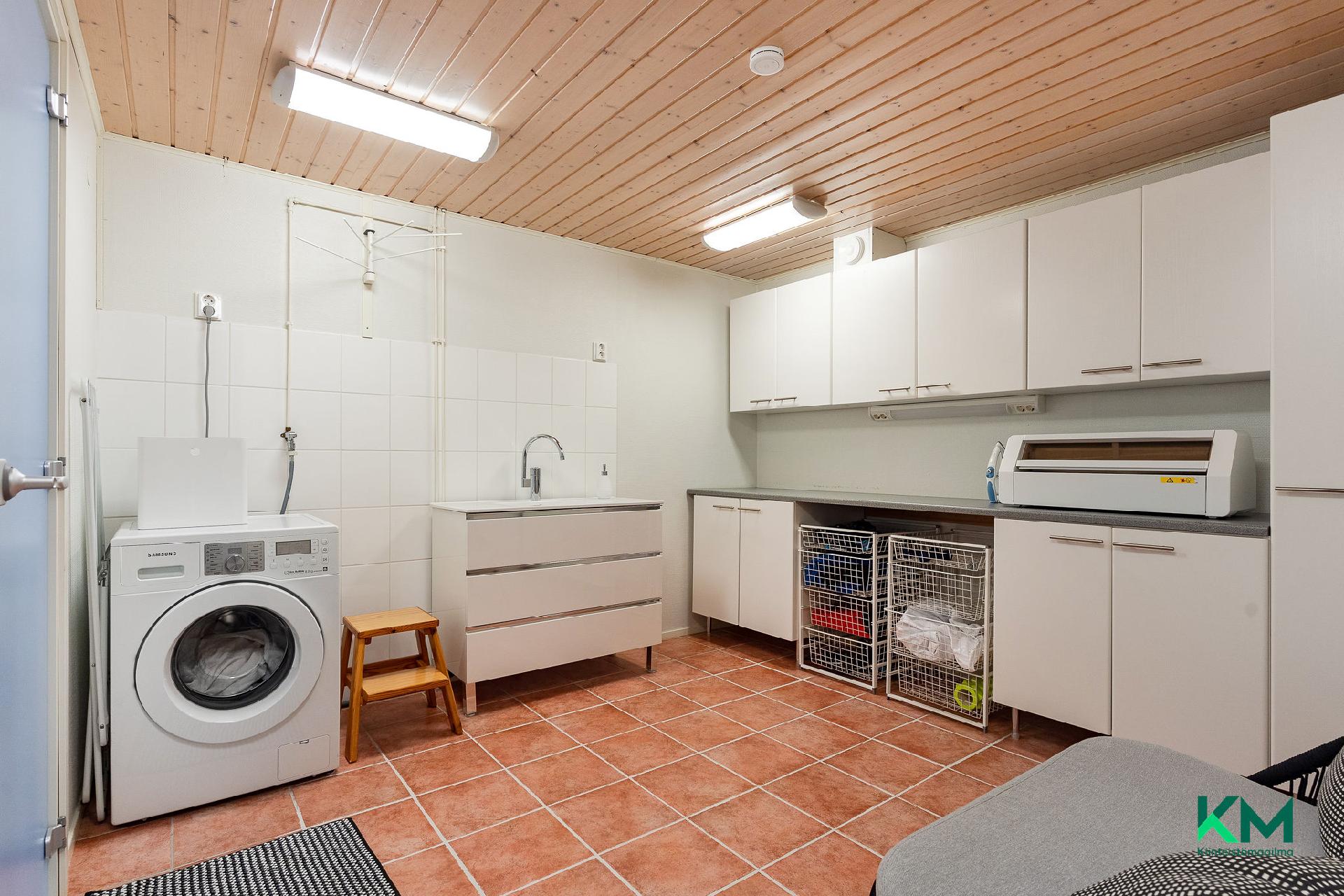 Parsikontie 1, Pikonkangas, Kangasala