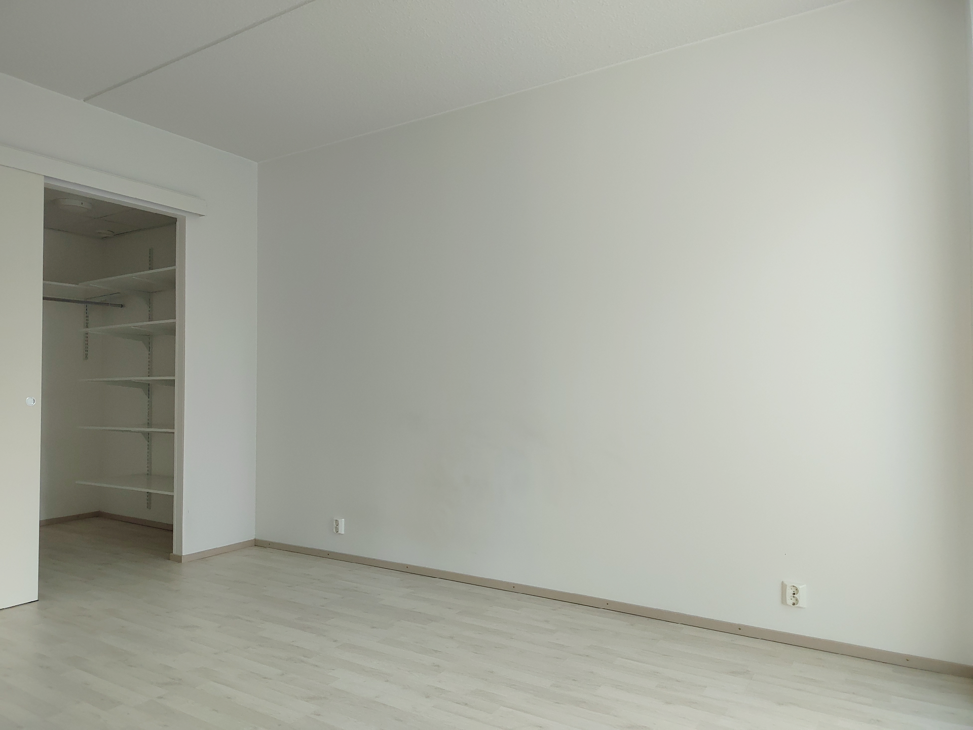 Lielahdenkatu 45, Lentävänniemi, Tampere