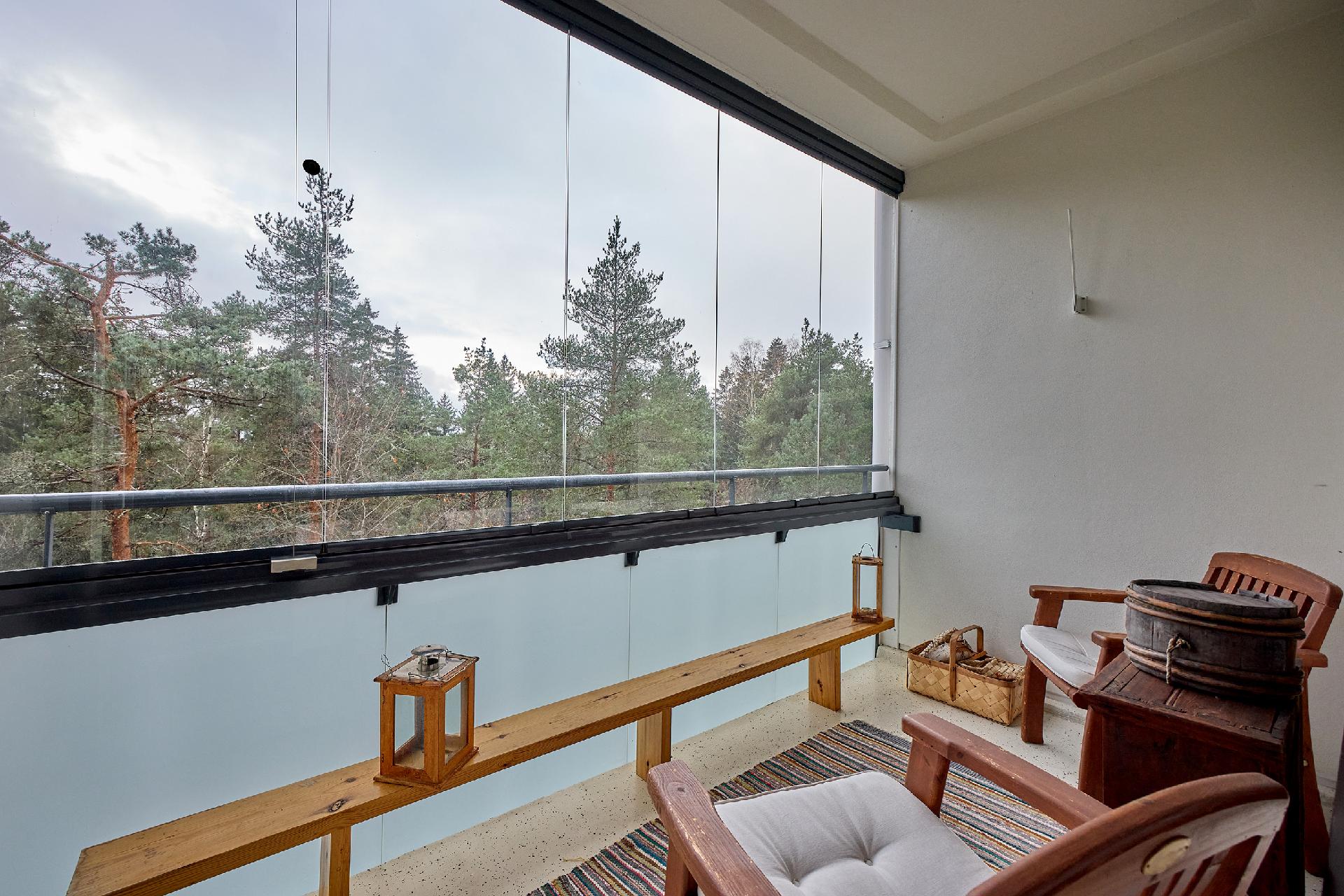 Kalliomäentie 8, Routio, Lohja