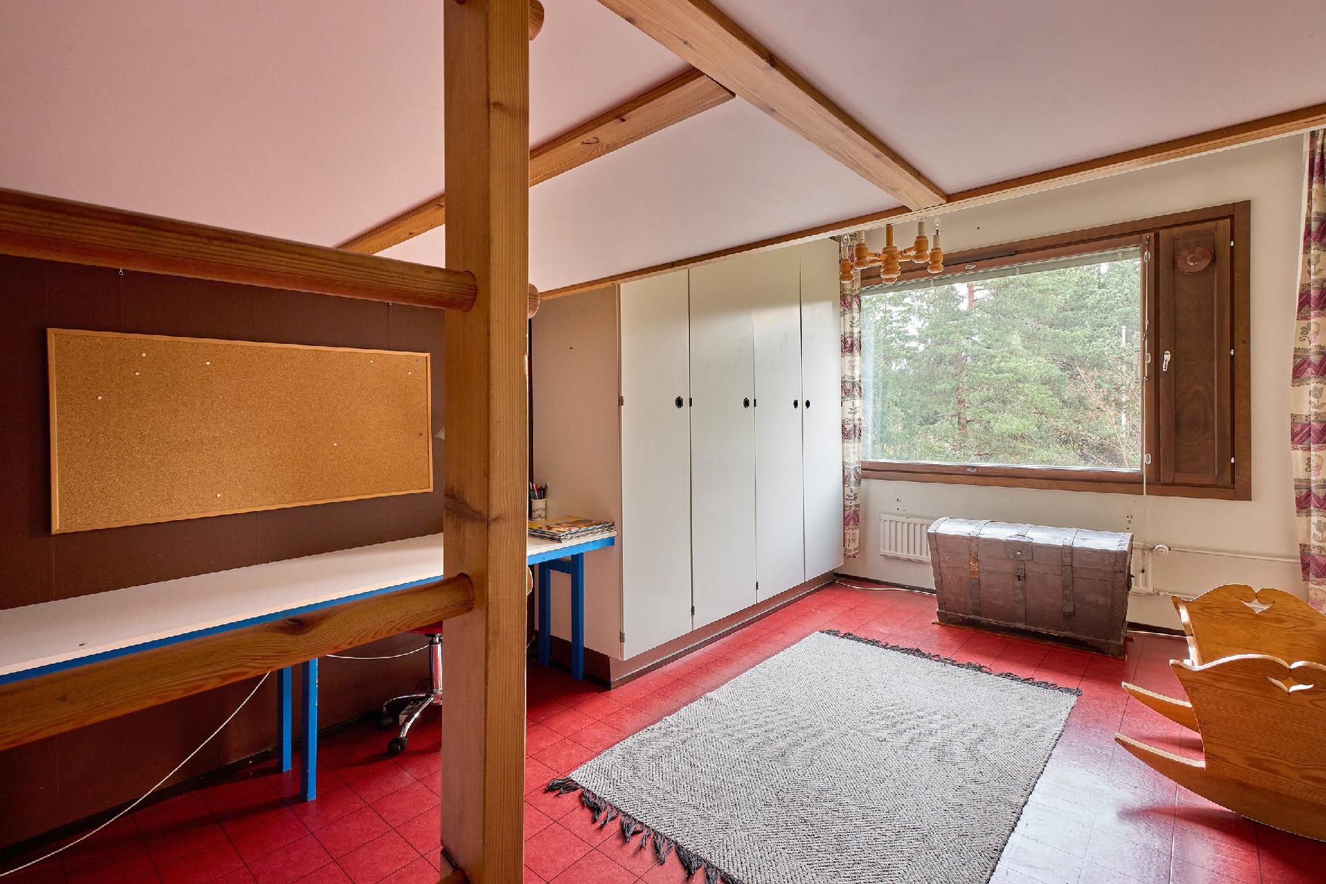 Kalliomäentie 8, Routio, Lohja