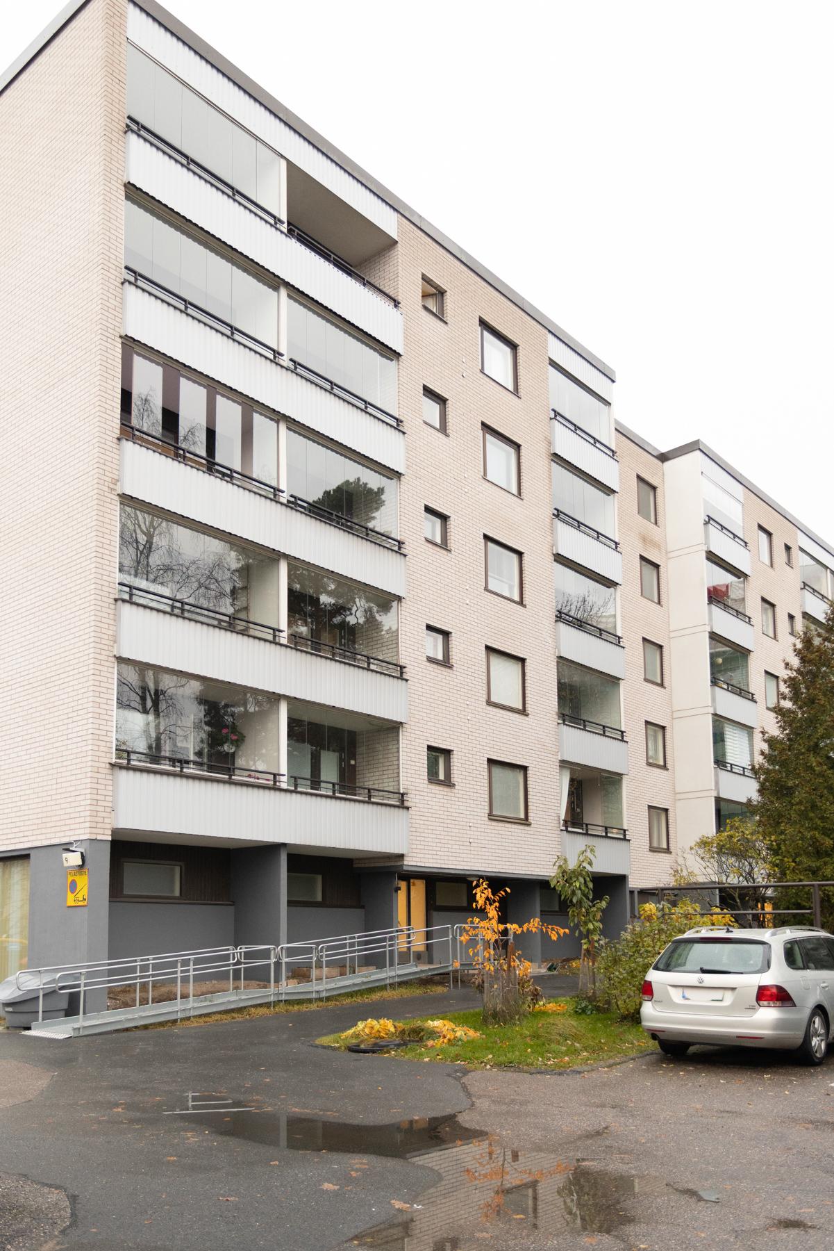 Juhana Herttuan tie 9, Koskela, Helsinki