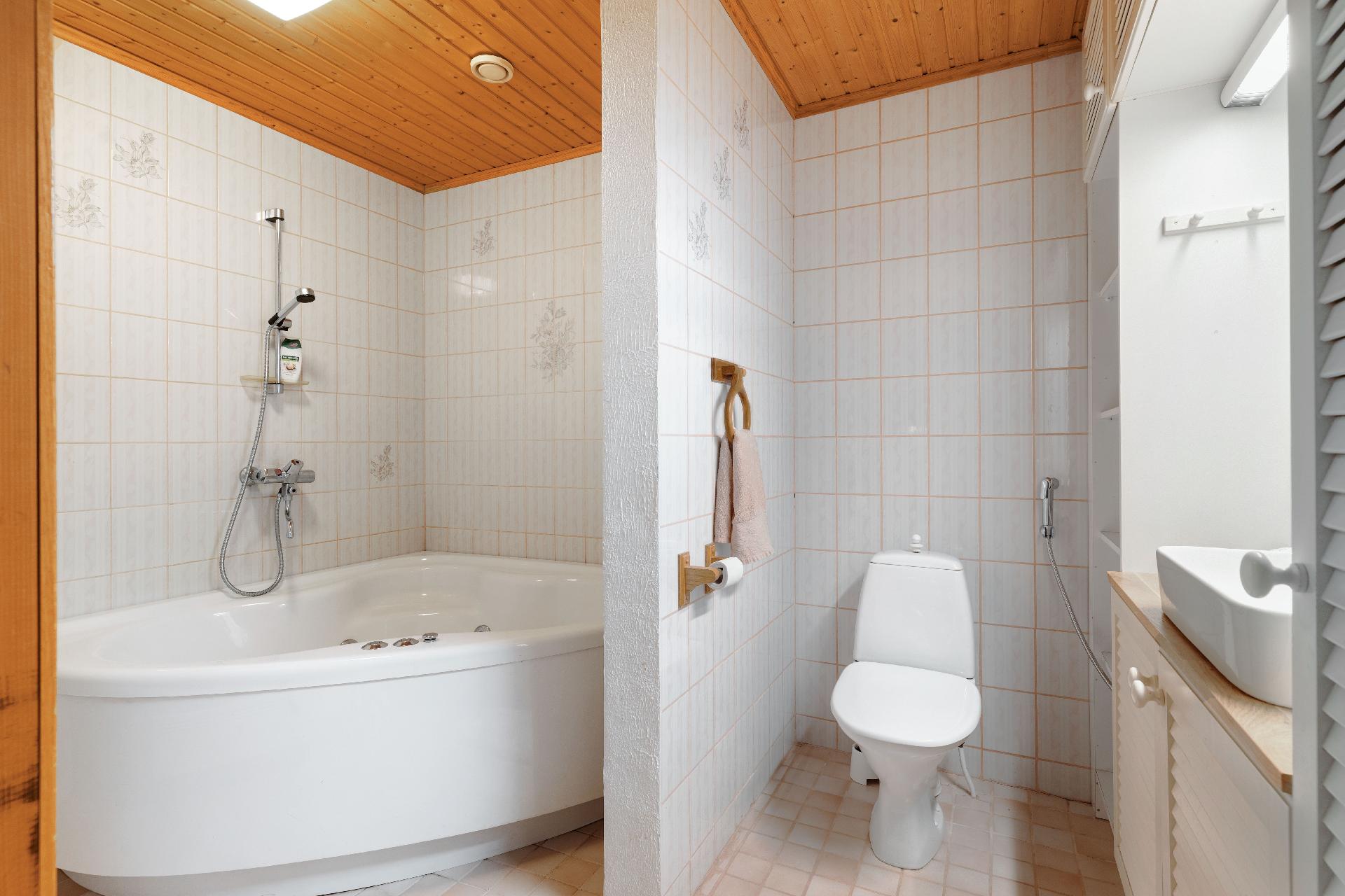 Pohjoispiha 4, Keskusta, Kirkkonummi