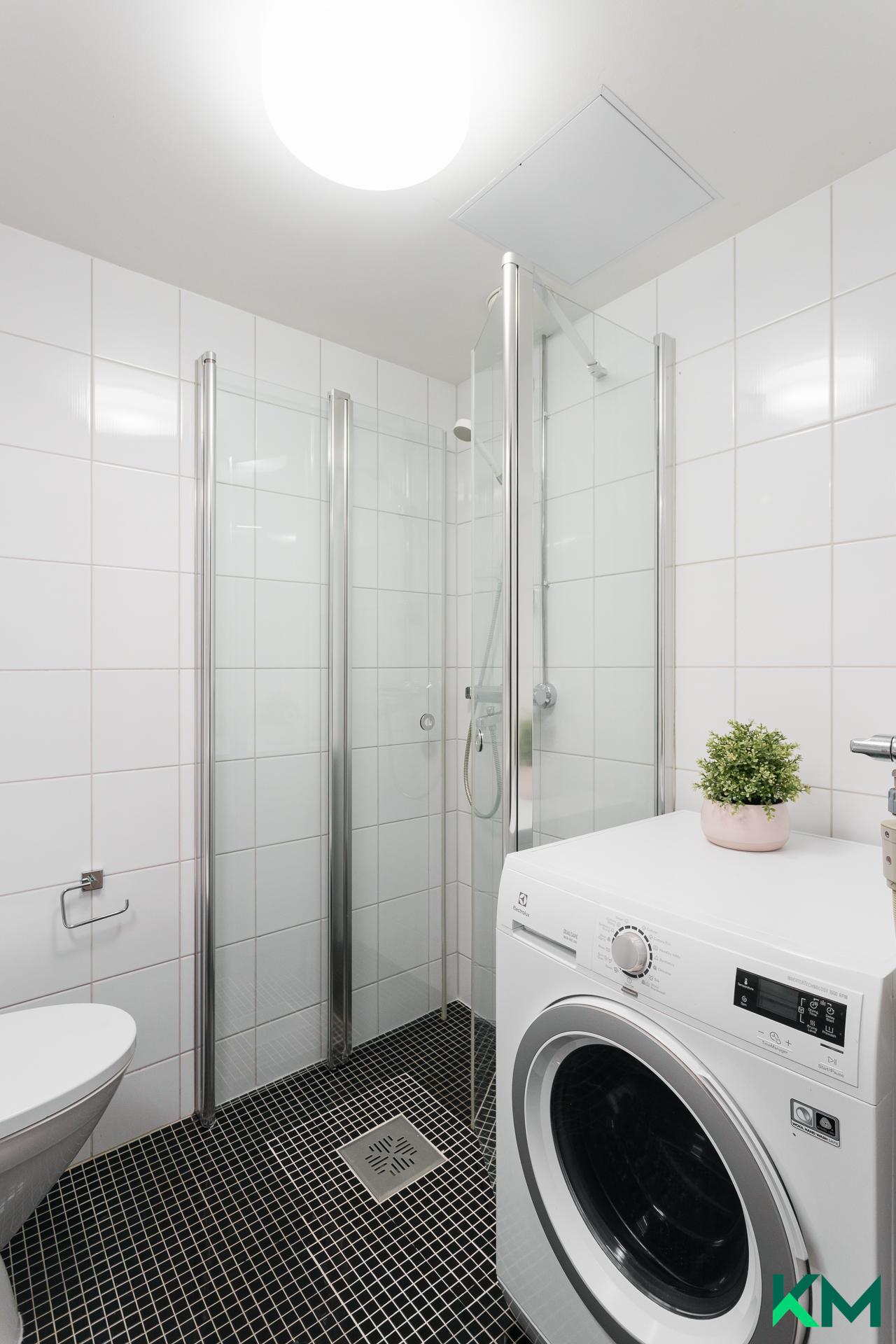 Rakuunantie 5, Munkkiniemi, Helsinki