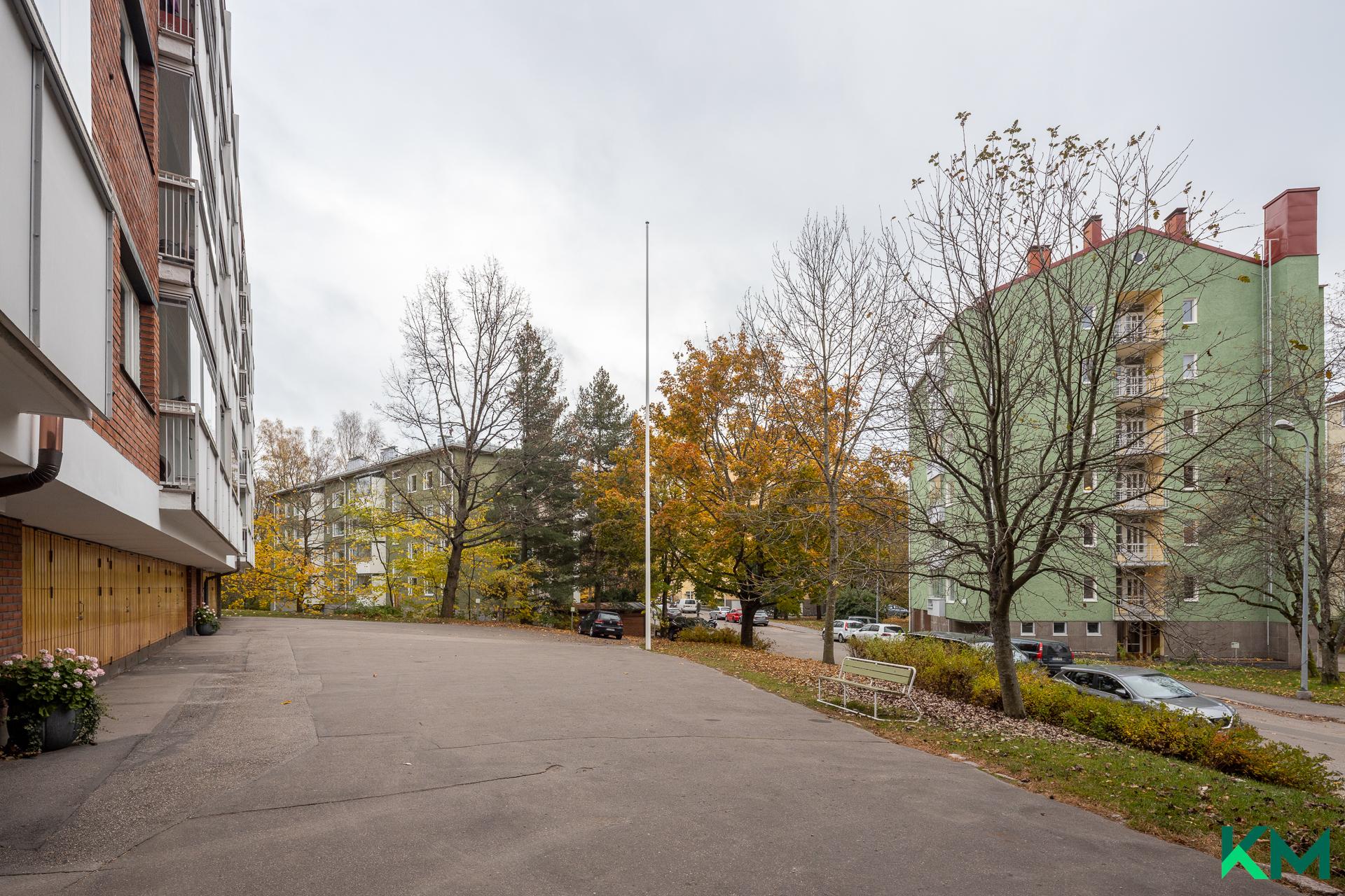 Rakuunantie 5, Munkkiniemi, Helsinki