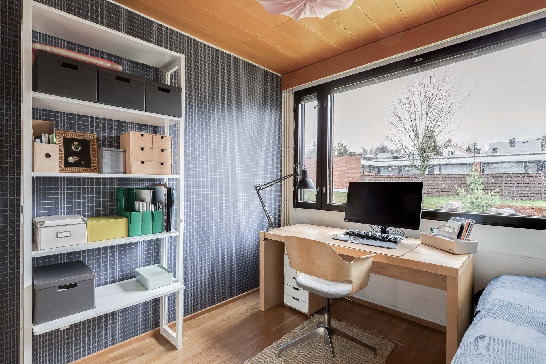 Unilukkarintie 2-4, Itä-Pakila, Helsinki