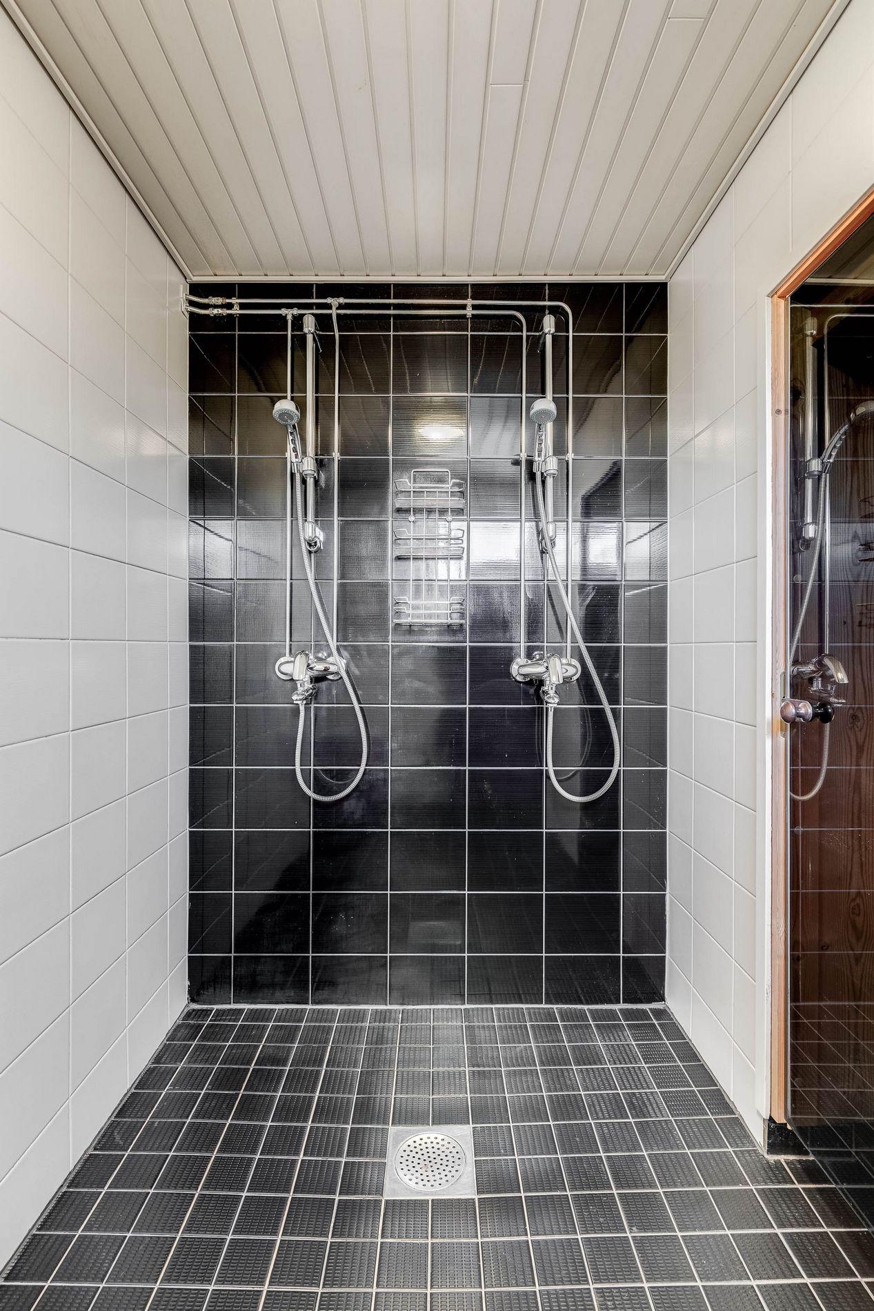 Unilukkarintie 2-4, Itä-Pakila, Helsinki