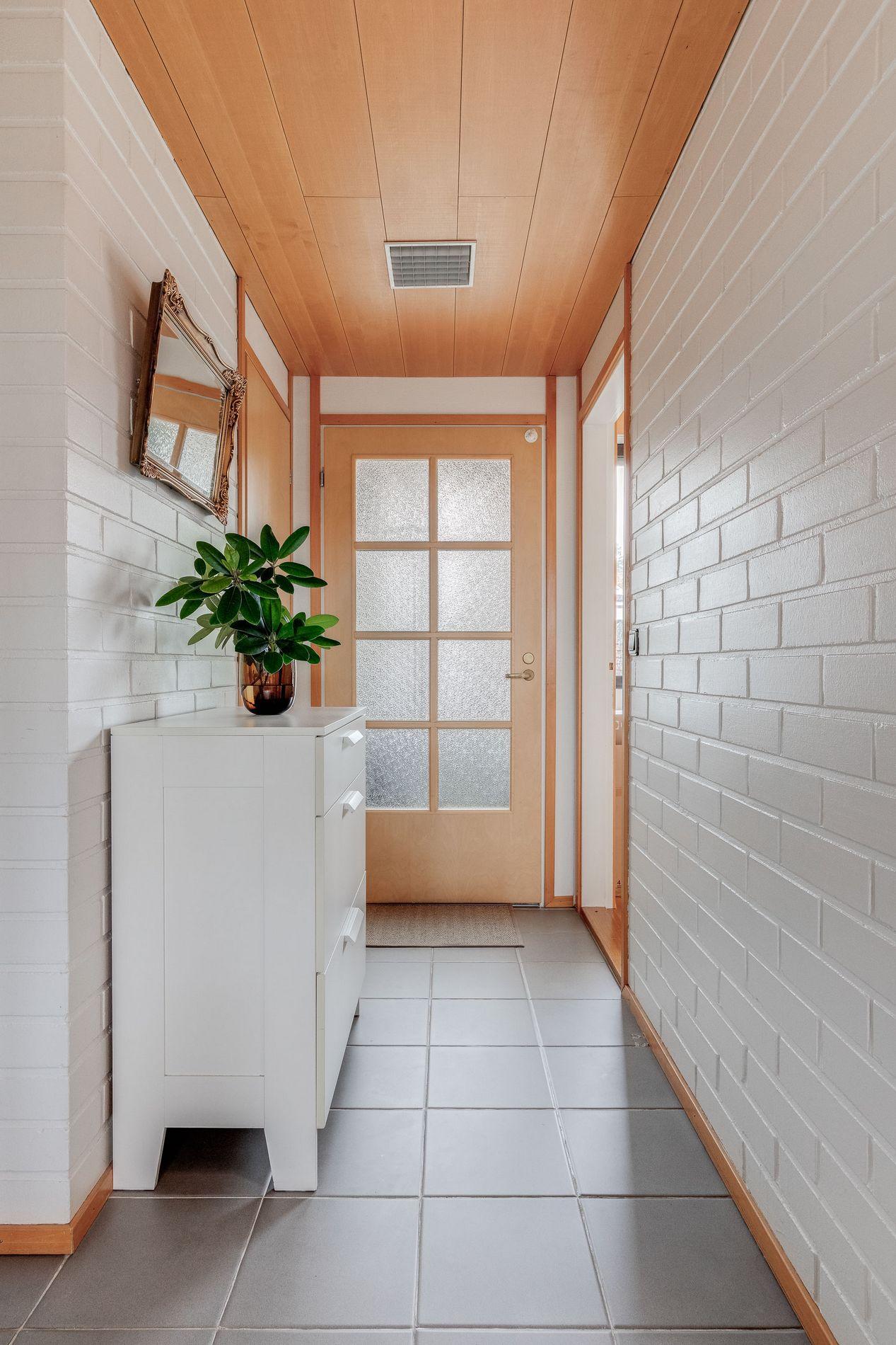 Unilukkarintie 2-4, Itä-Pakila, Helsinki