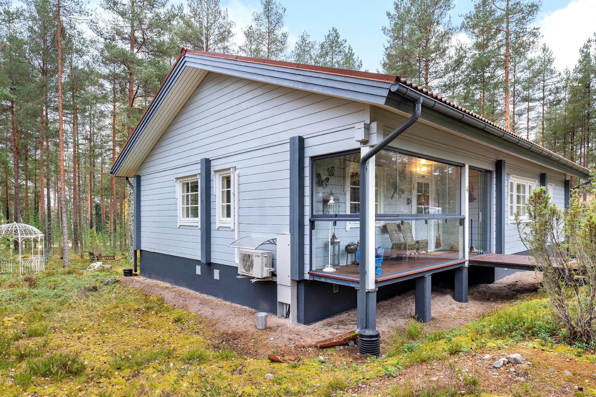 Sienikuja 4, Störsvik, Siuntio