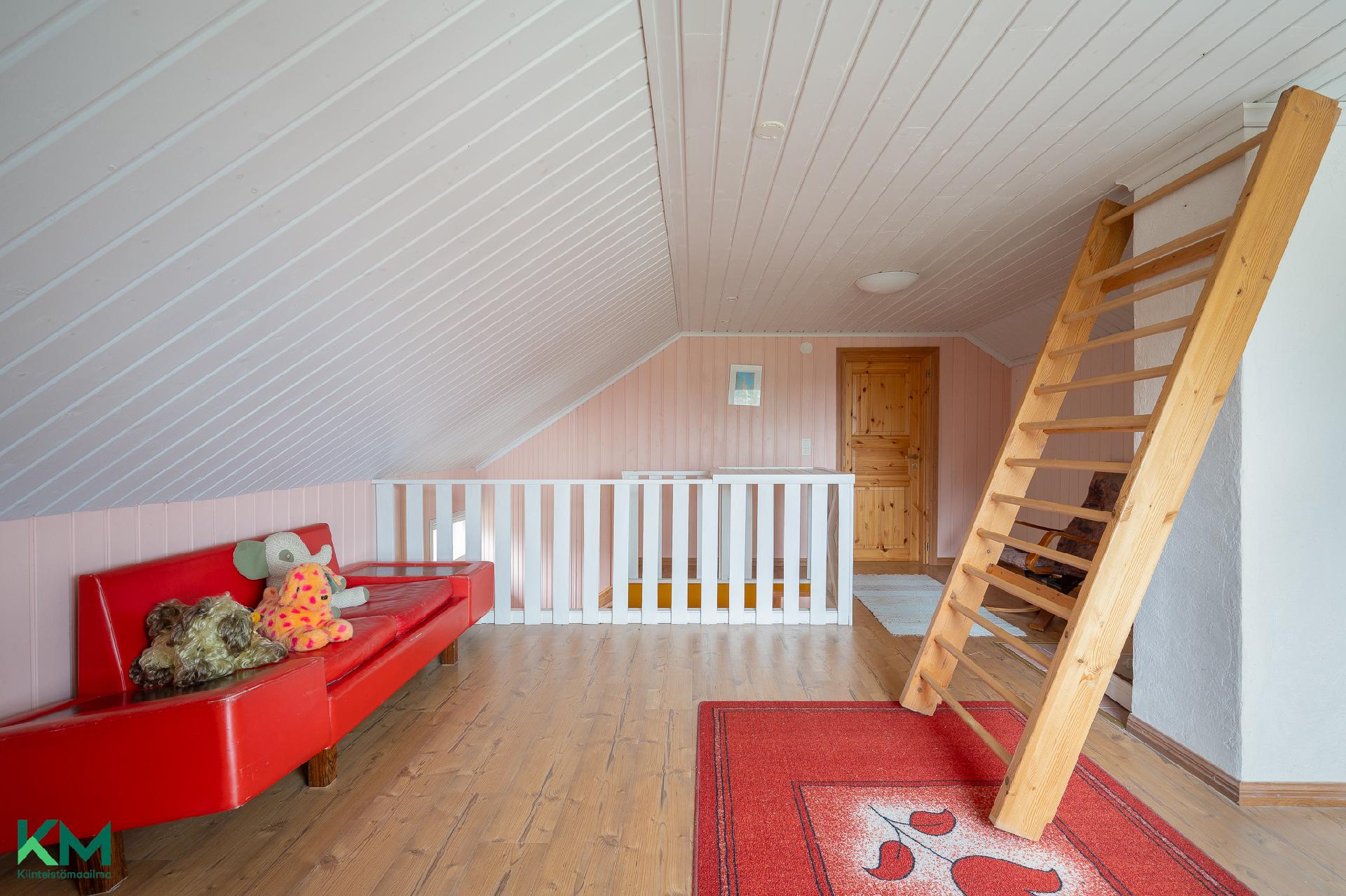 Kurjenkalliontie 5, Keskusta, Kuhmoinen