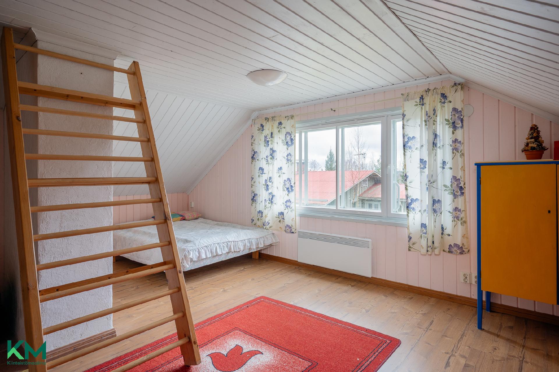 Kurjenkalliontie 5, Keskusta, Kuhmoinen